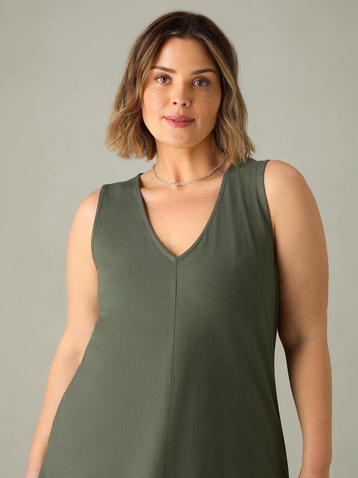 Live Unlimited Curve Cotton Slub V-Neck Vest, Green, 26