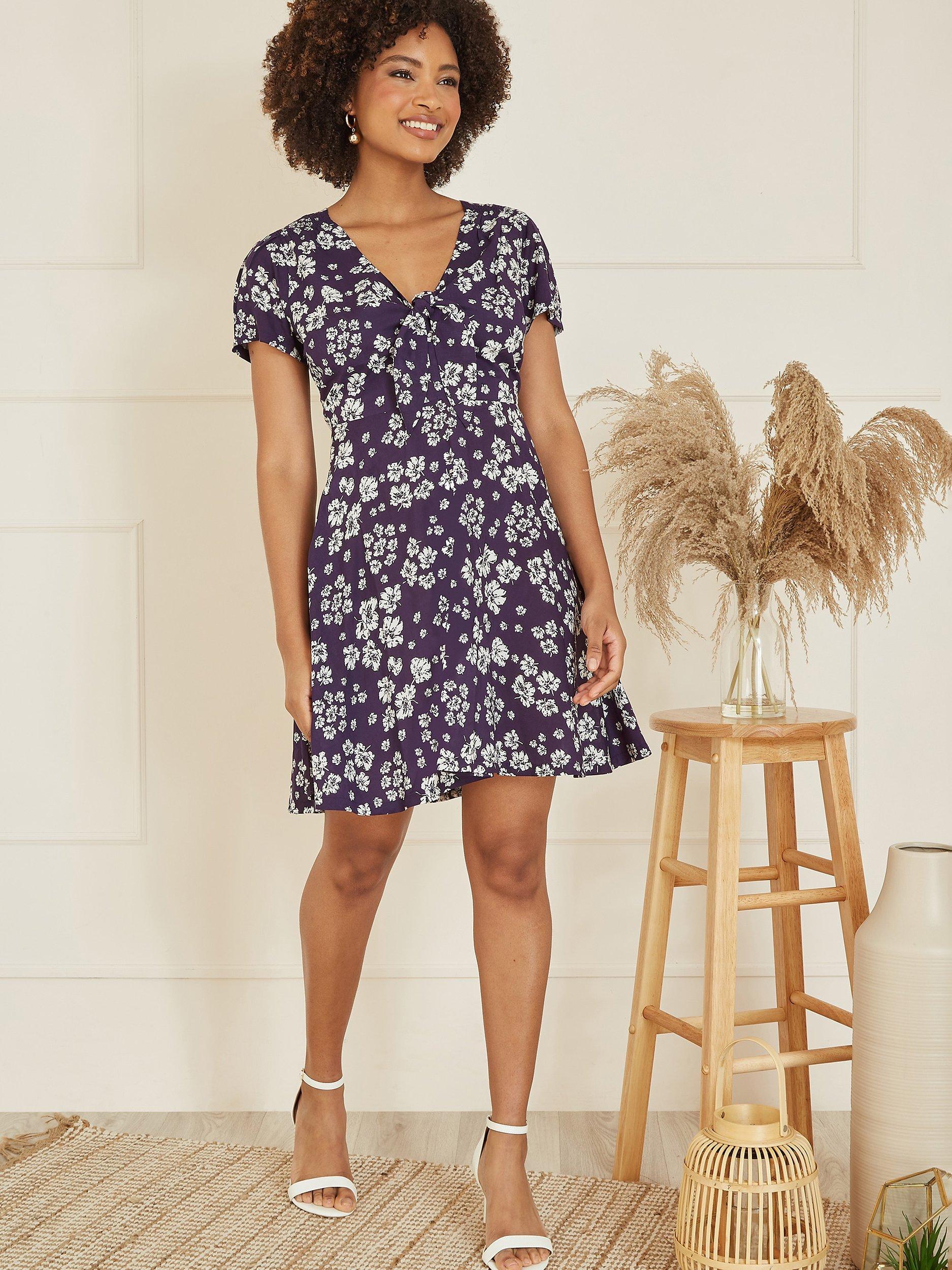 Product image 4 of 5, which shows Yumi Floral Print Mini Skater Dress, Navy/White, 8