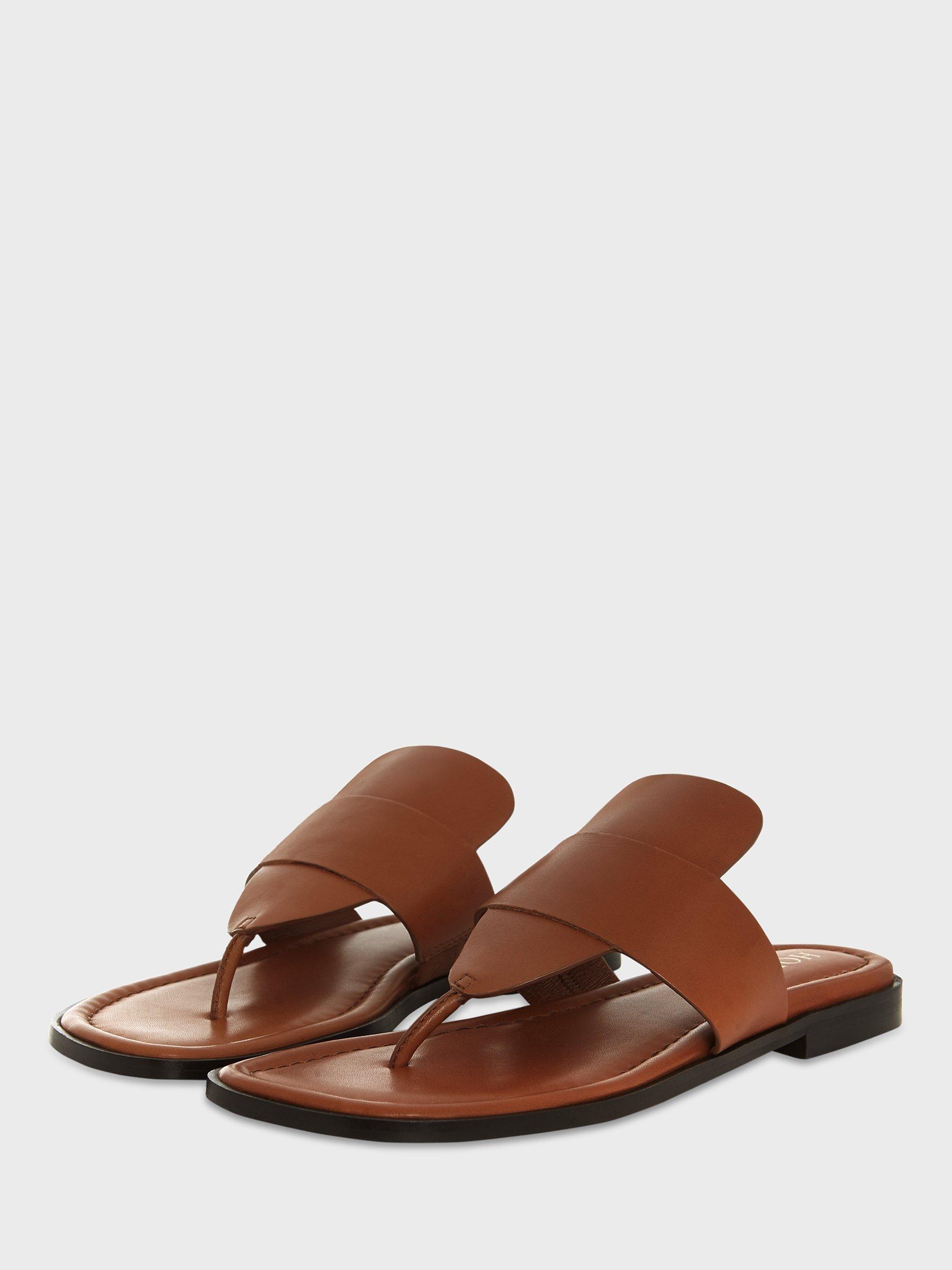 Hobbs Alara Leather Toepost Sandals, Tan, 4