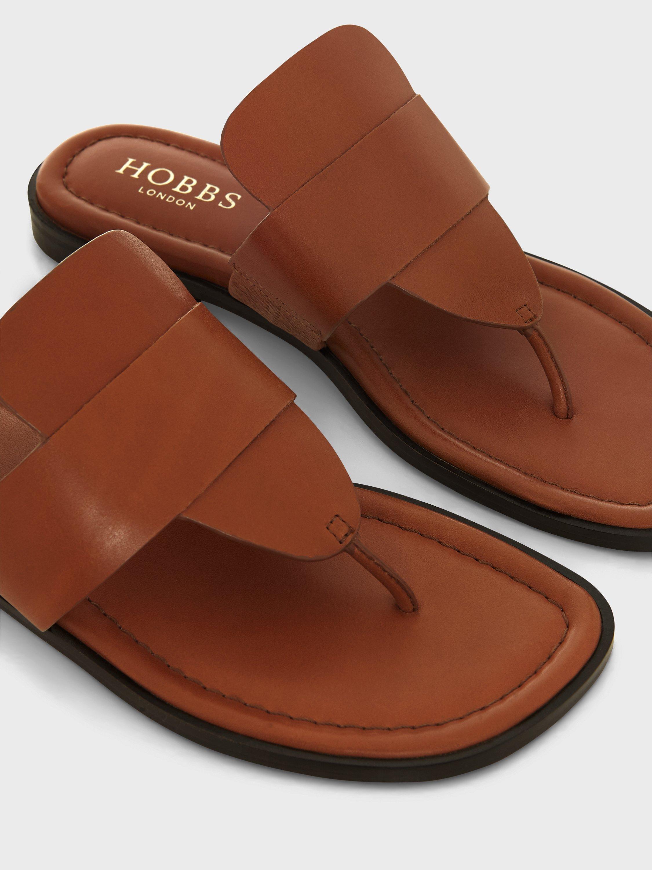 Hobbs Alara Leather Toepost Sandals, Tan, 4