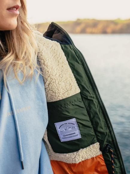 Passenger Kinsey Longline Quilted Coat - view 2, Green