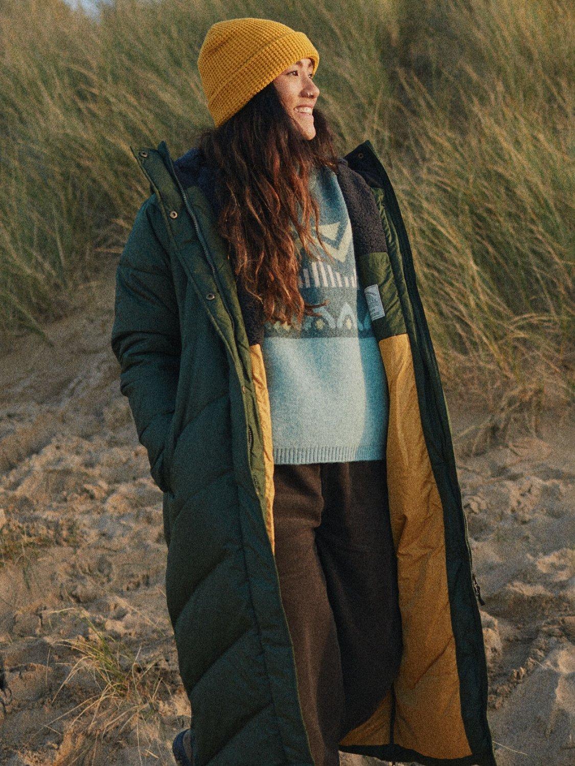 Product image 2 of 4, which shows Passenger Tasman Recycled 2.0 Long Coat, Fir Tree, XS
