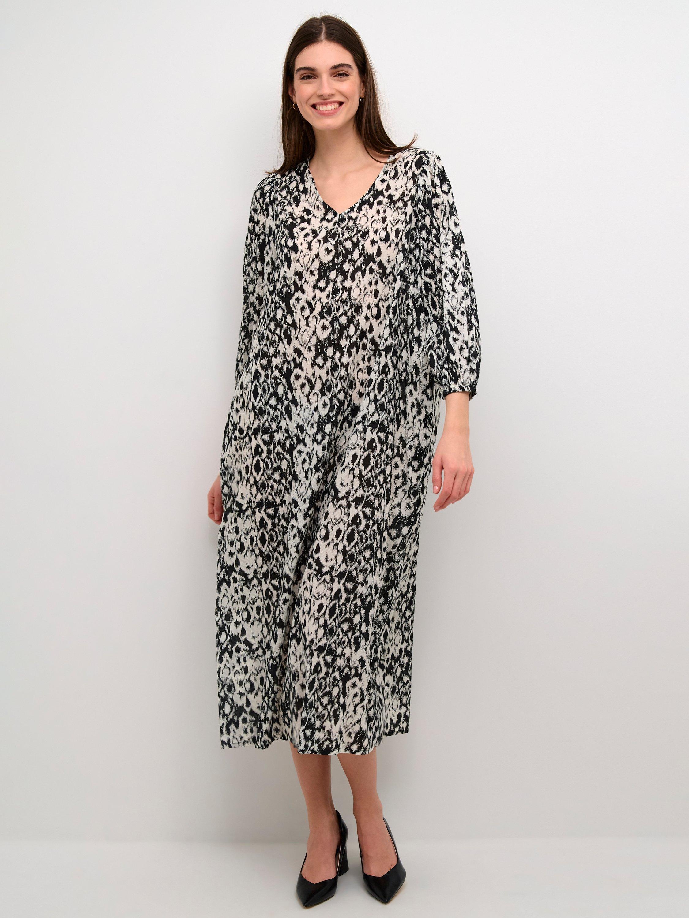 Product image 1 of 3, which shows KAFFE Dagmar Tunic Maxi Dress, Black/White, 8