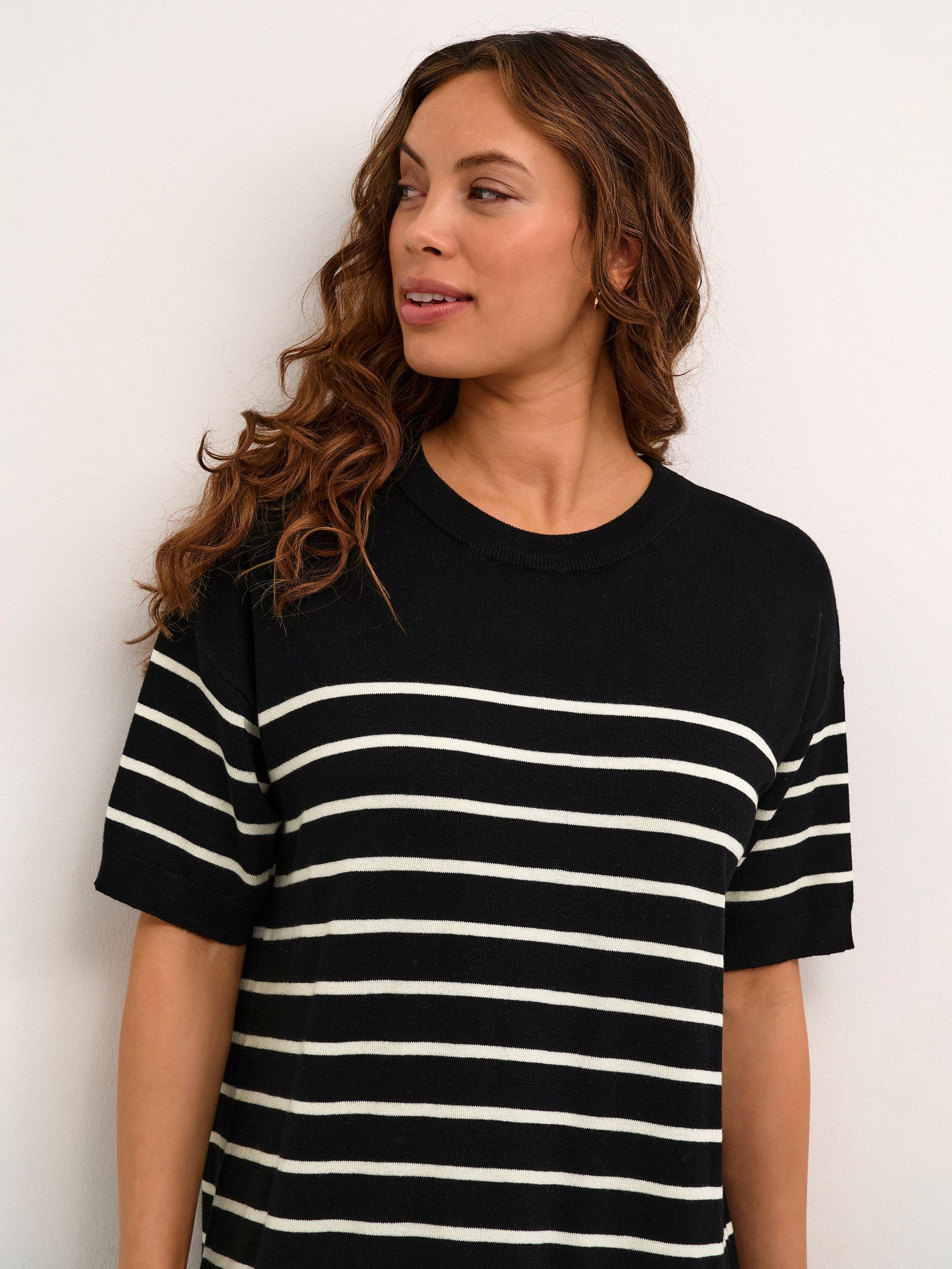Product image 4 of 6, which shows KAFFE Lizza T-Shirt Dress, Turtledove Stripe, XS