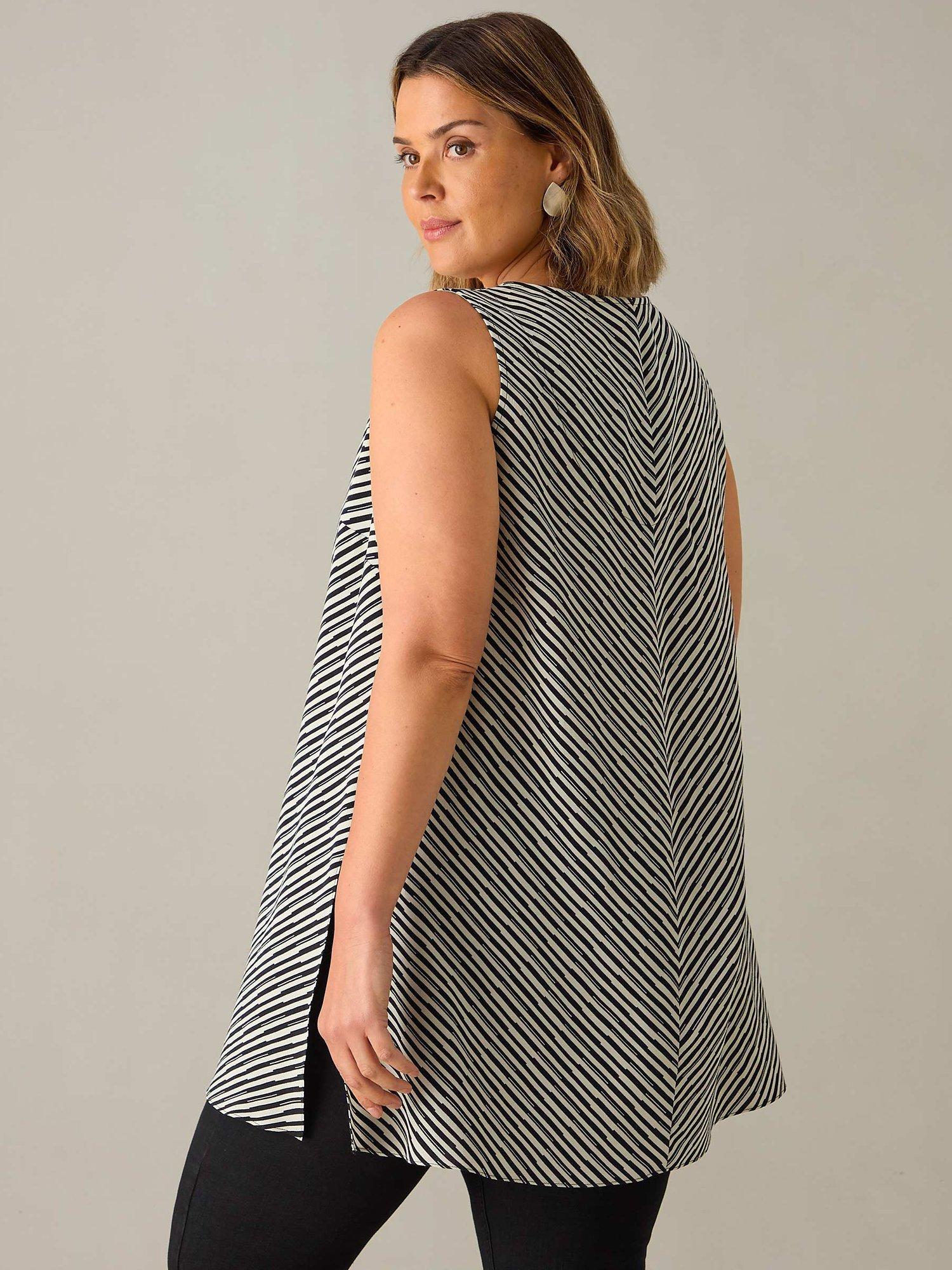 Product image 4 of 4, which shows Live Unlimited Curve Monochrome Chevron Stripe Top, Black/White, 16