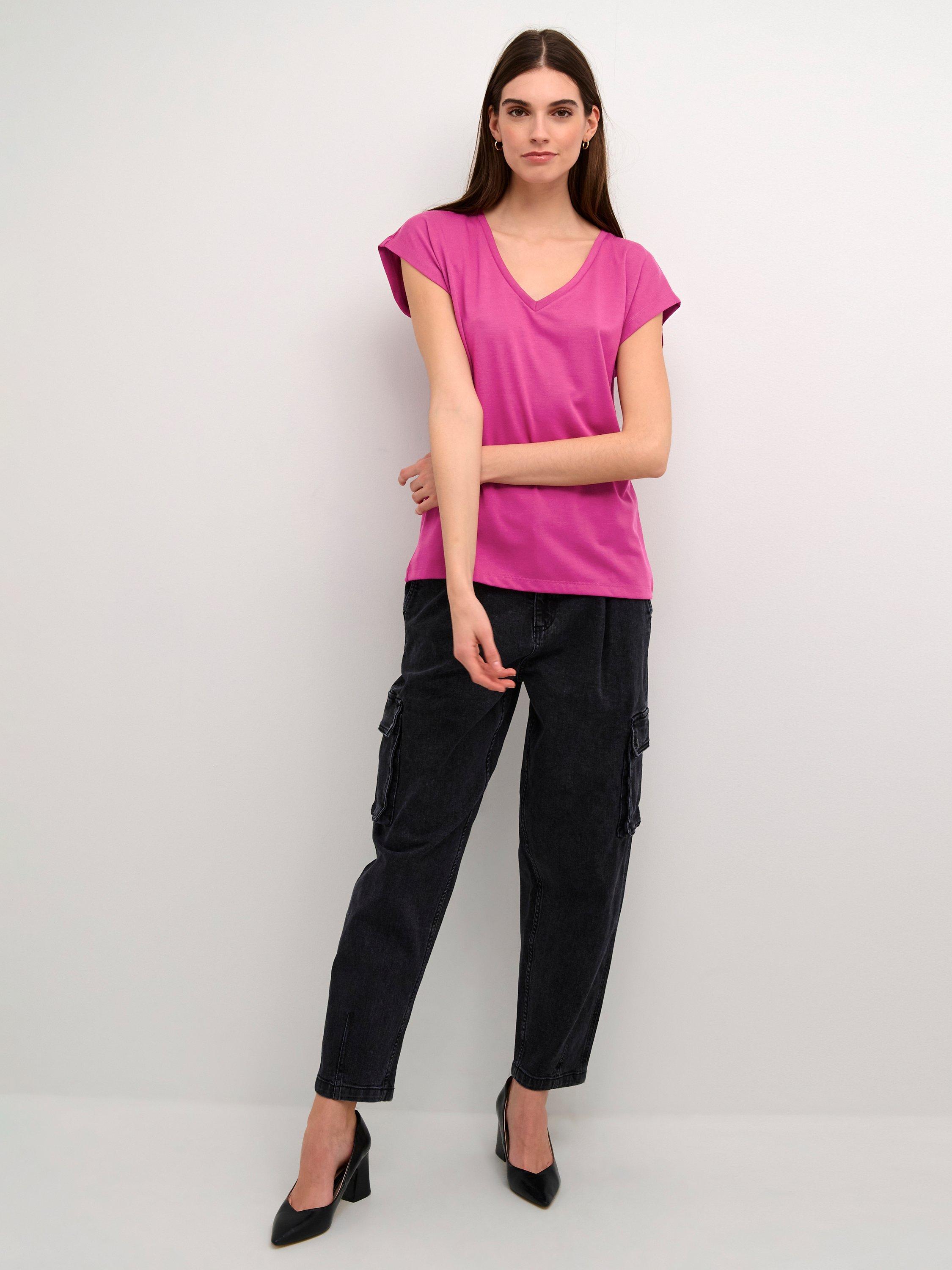Product image 3 of 6, which shows KAFFE Lise V-Neck T-Shirt, Festival Fuchsia, XS