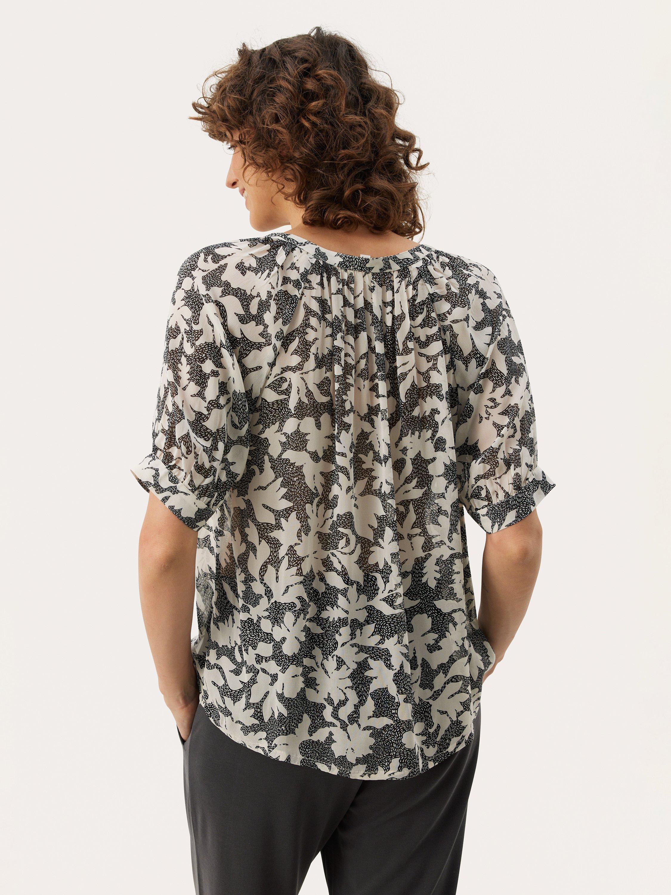 Product image 2 of 6, which shows Part Two Popsy Floral Blouse, Black/White, 10