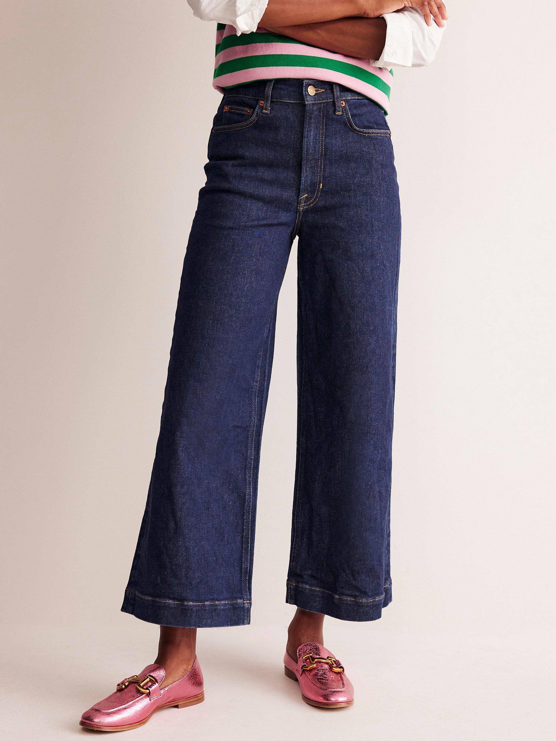 Product image 4 of 6, which shows Boden Mid Rise Flared Jeans, Indigo Rinse, 27R