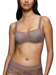 Triumph Body Make-Up Illusion Lace Balconette Bra
