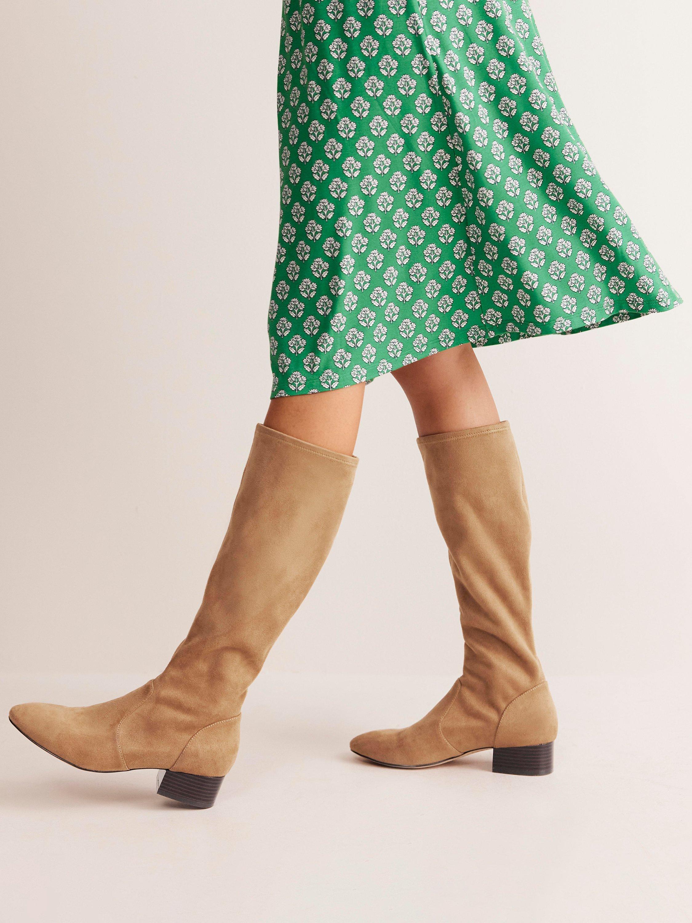 Boden Flat Stretch Knee Boots Acorn