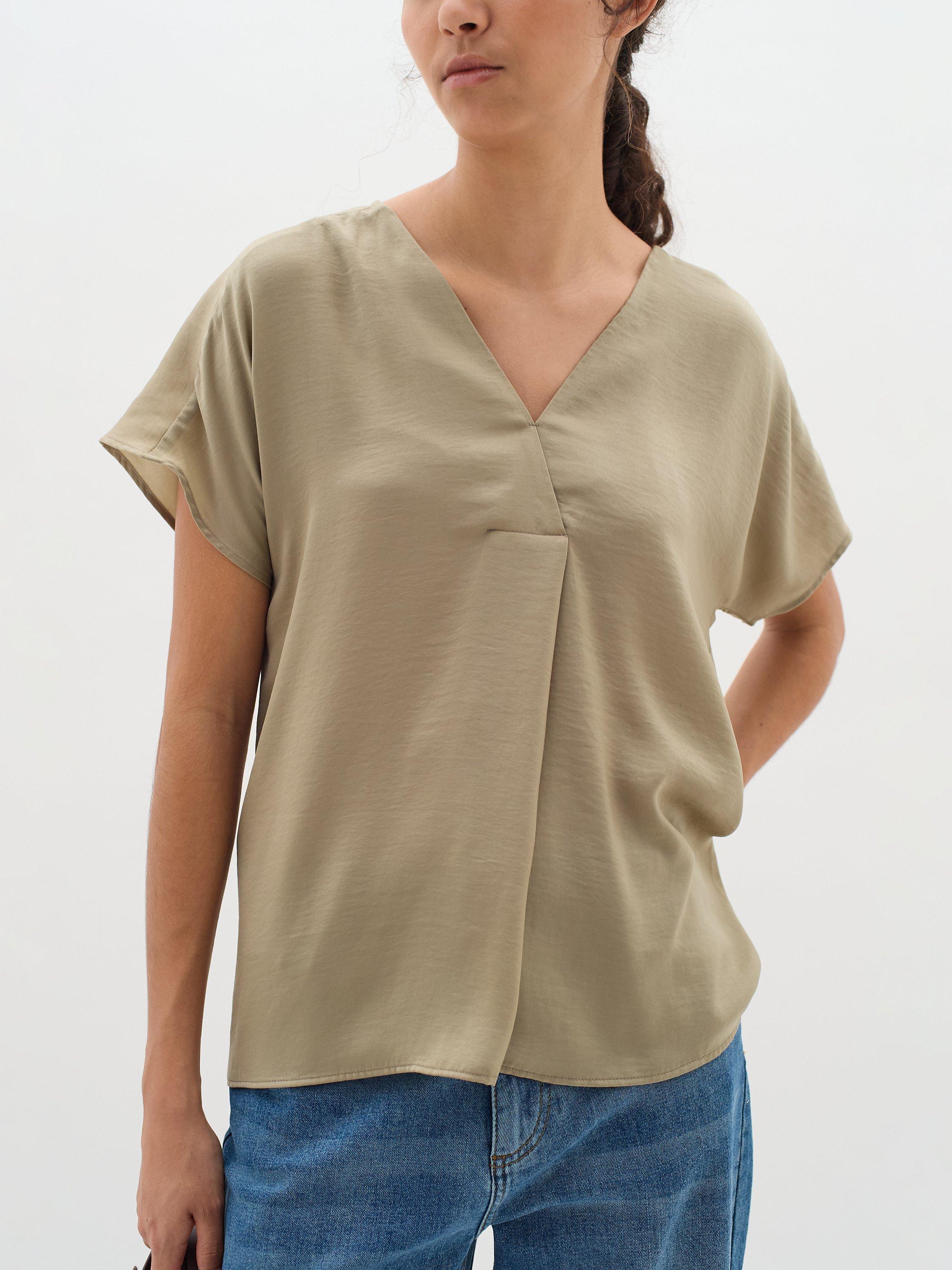Product image 4 of 6, which shows InWear Rinda V-Neck Top, Natural, 8