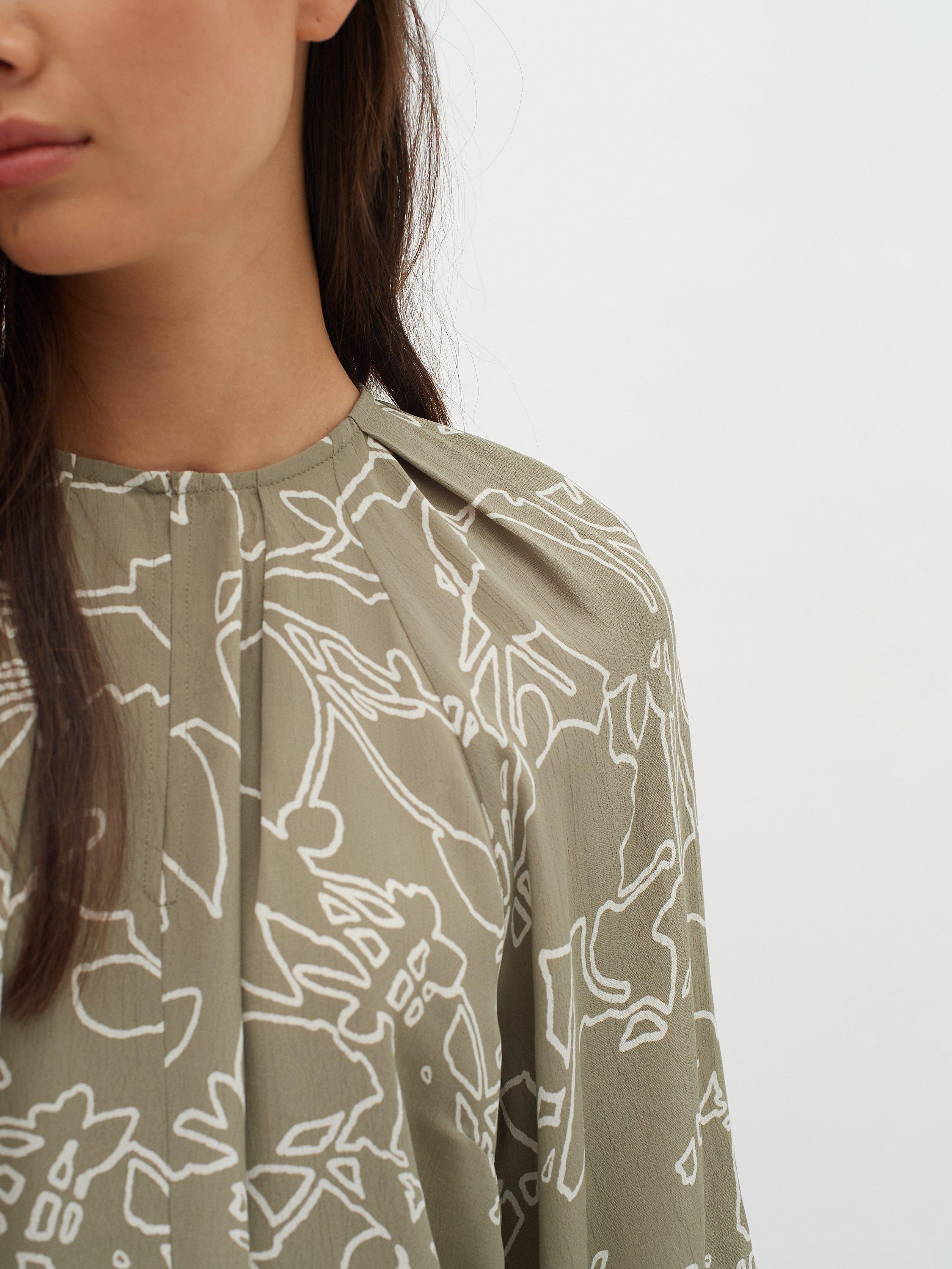 Product image 4 of 6, which shows InWear Baiti Print Blouse, Green/Natural, 10