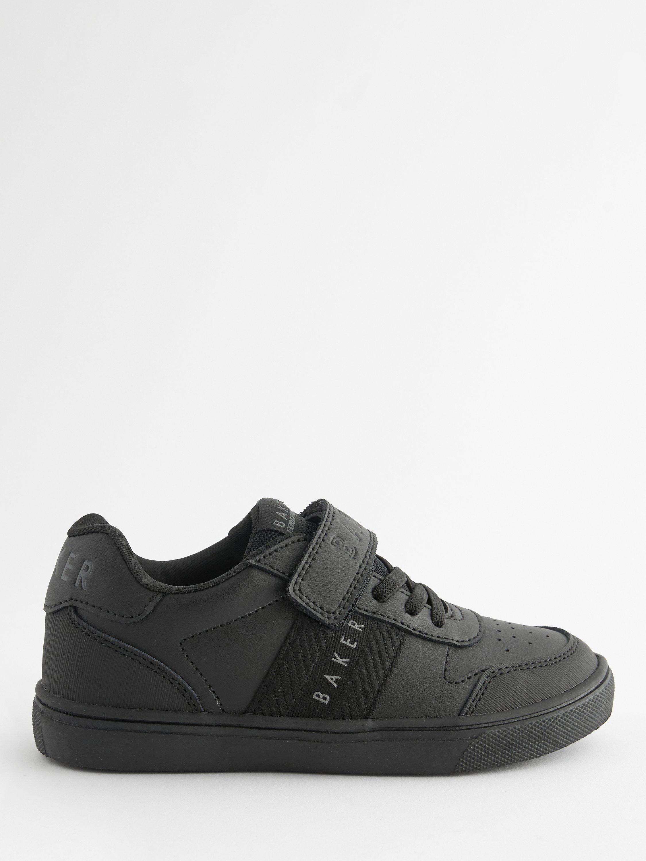 Adidas black junior trainers deals