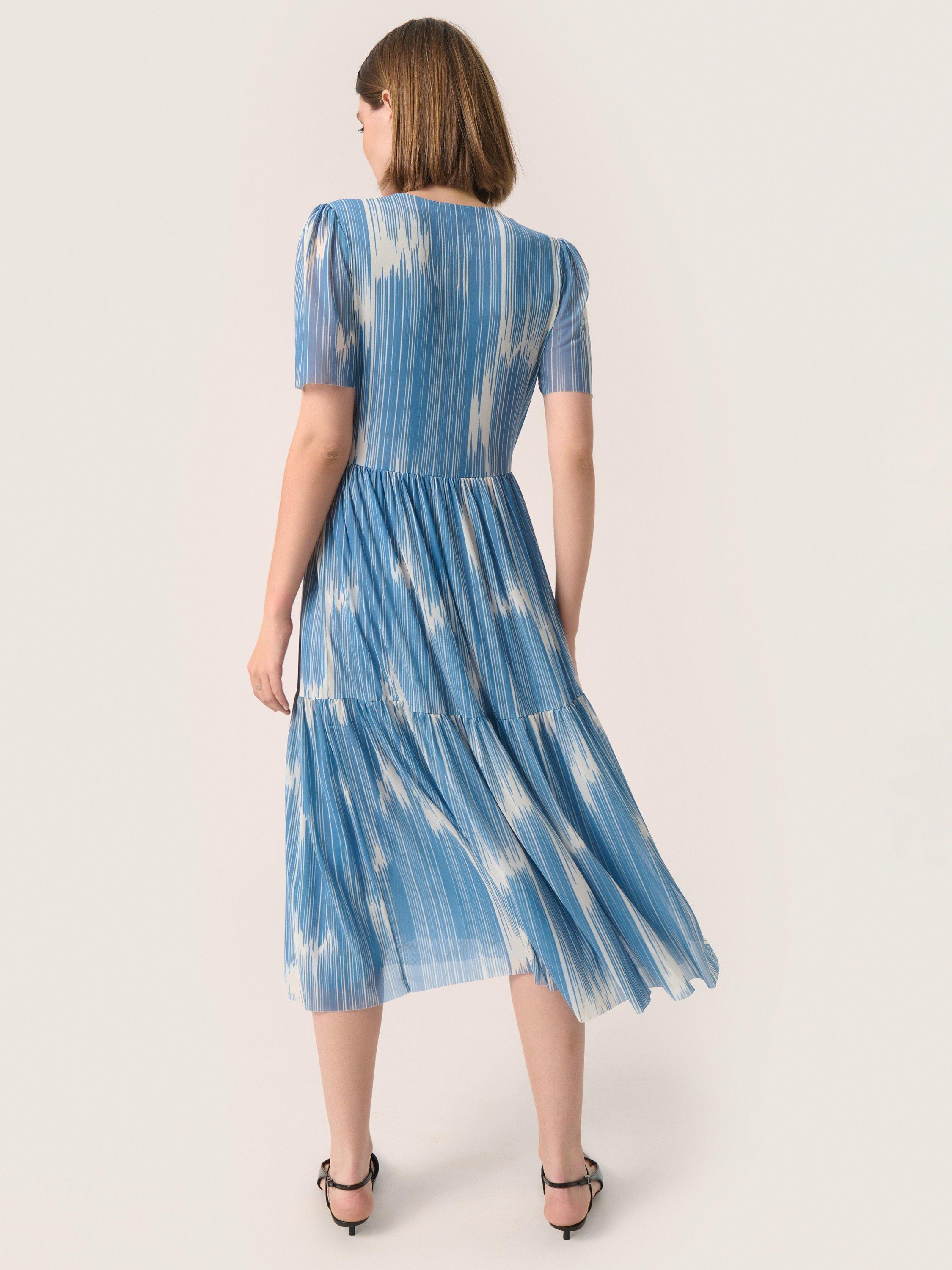 Product image 2 of 5, which shows Soaked In Luxury Aldora Print Dress, Blue/Ivory, M