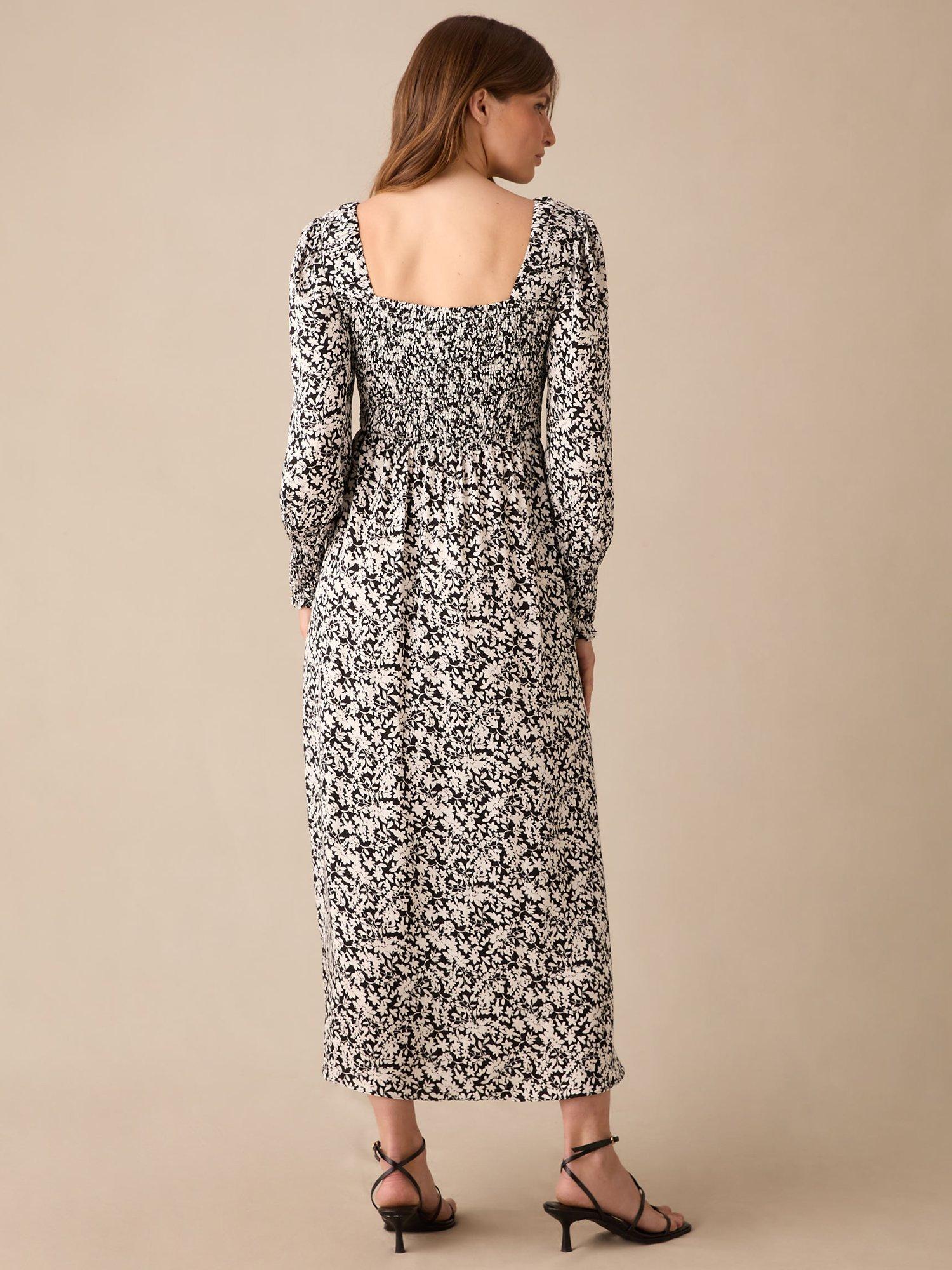 Product image 4 of 4, which shows Ro&Zo Petite Monochrome Floral Dress, Black/White, 6Pt