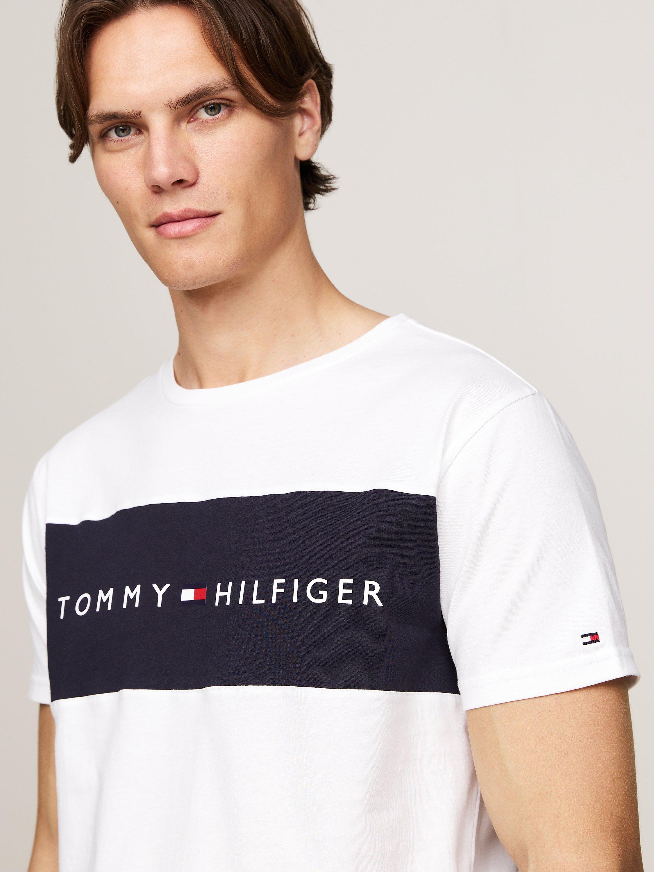 Product image 3 of 5, which shows Tommy Hilfiger Block Logo T-Shirt, White, XL