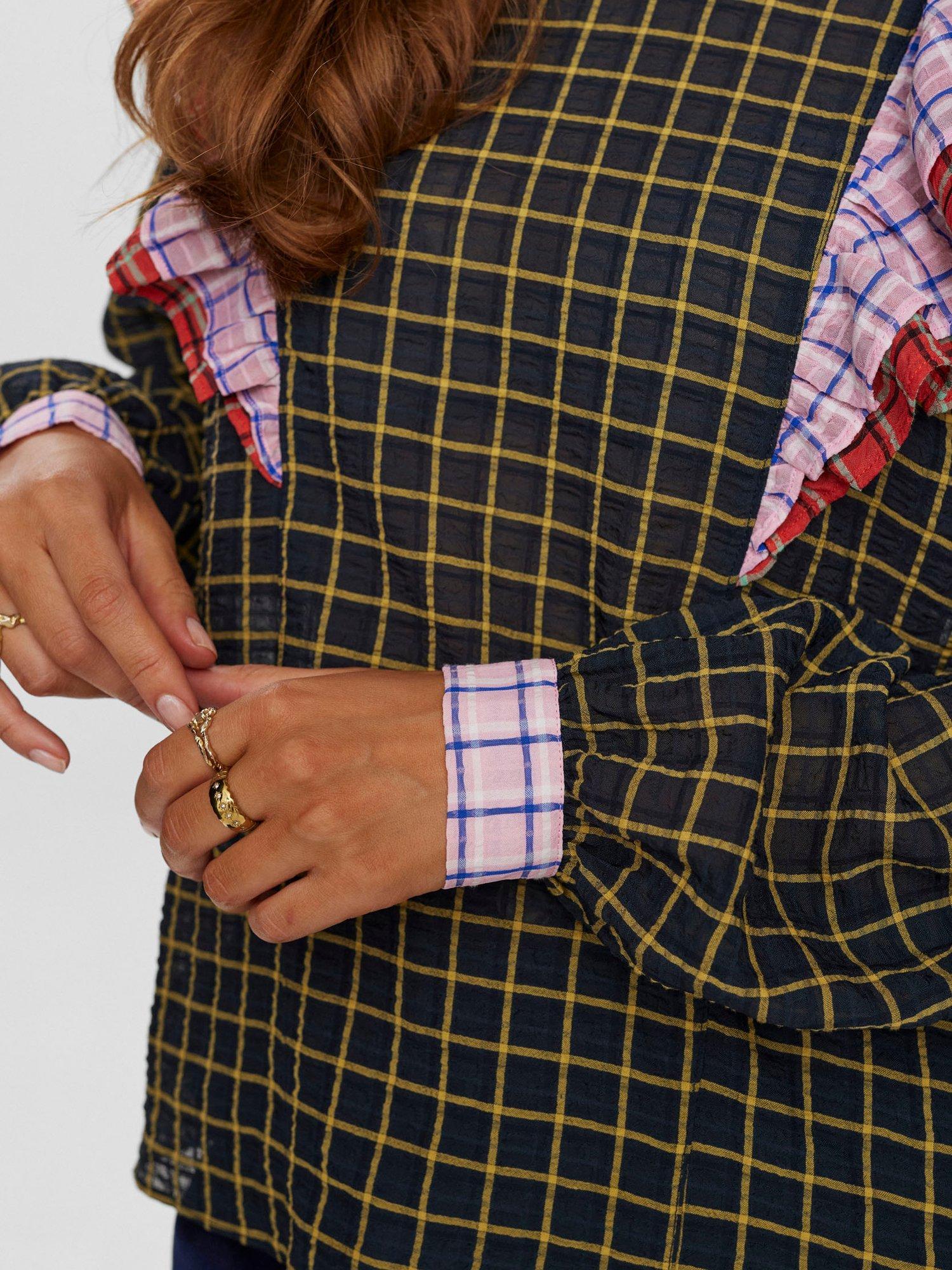 Product image 4 of 7, which shows Numph Nuiggy Check Top, Caviar/Multi, 34