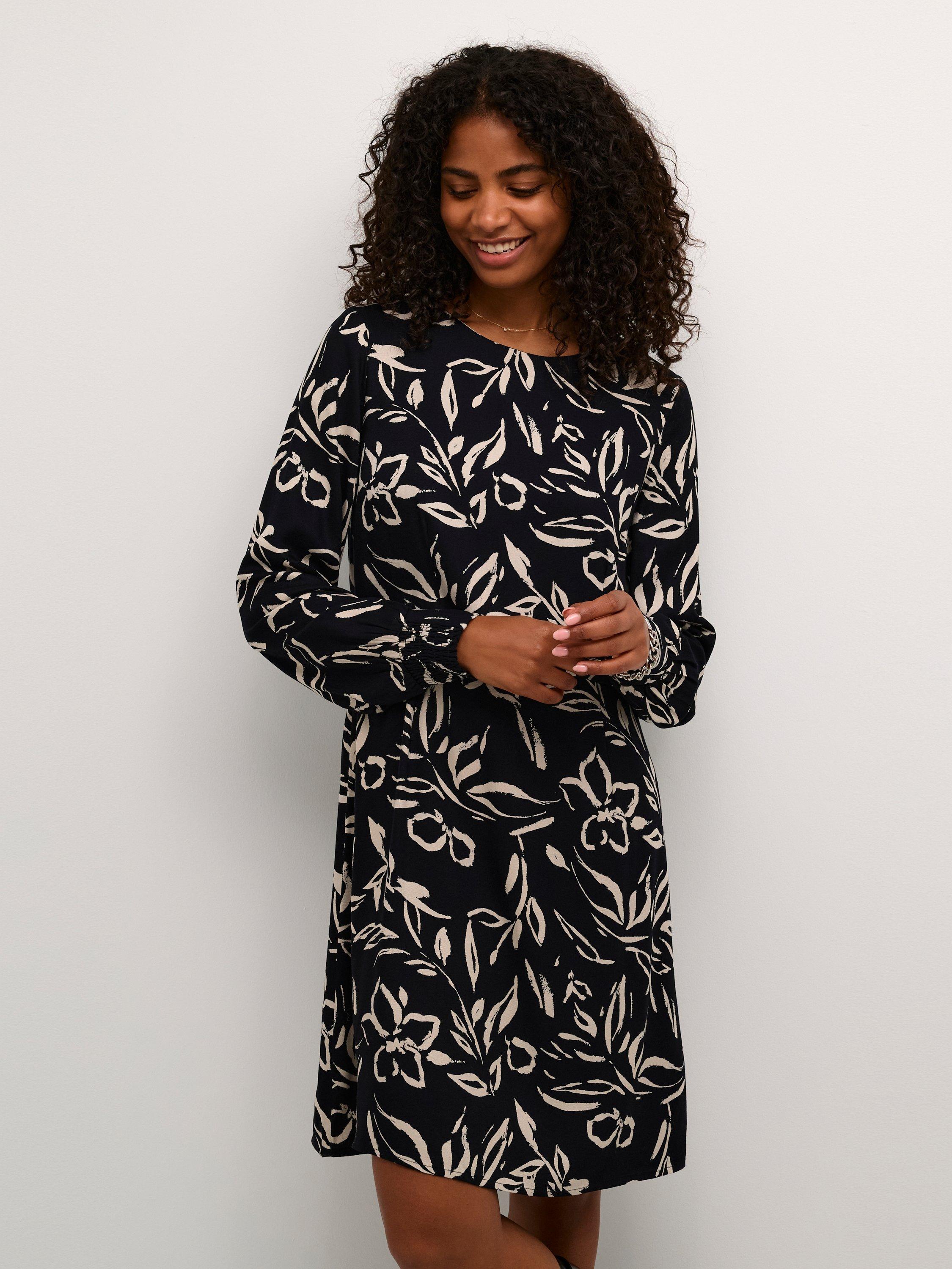 Product image 1 of 5, which shows KAFFE Forrest Long Sleeve Dress, Black/Sand, 8