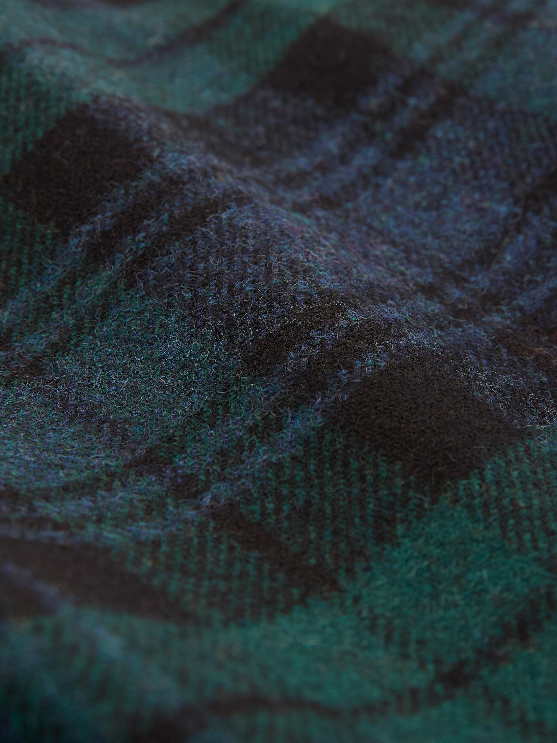 Product image 6 of 7, which shows Celtic & Co. The Celt Wool Kilt, Cairngorm Blackwatch, 8