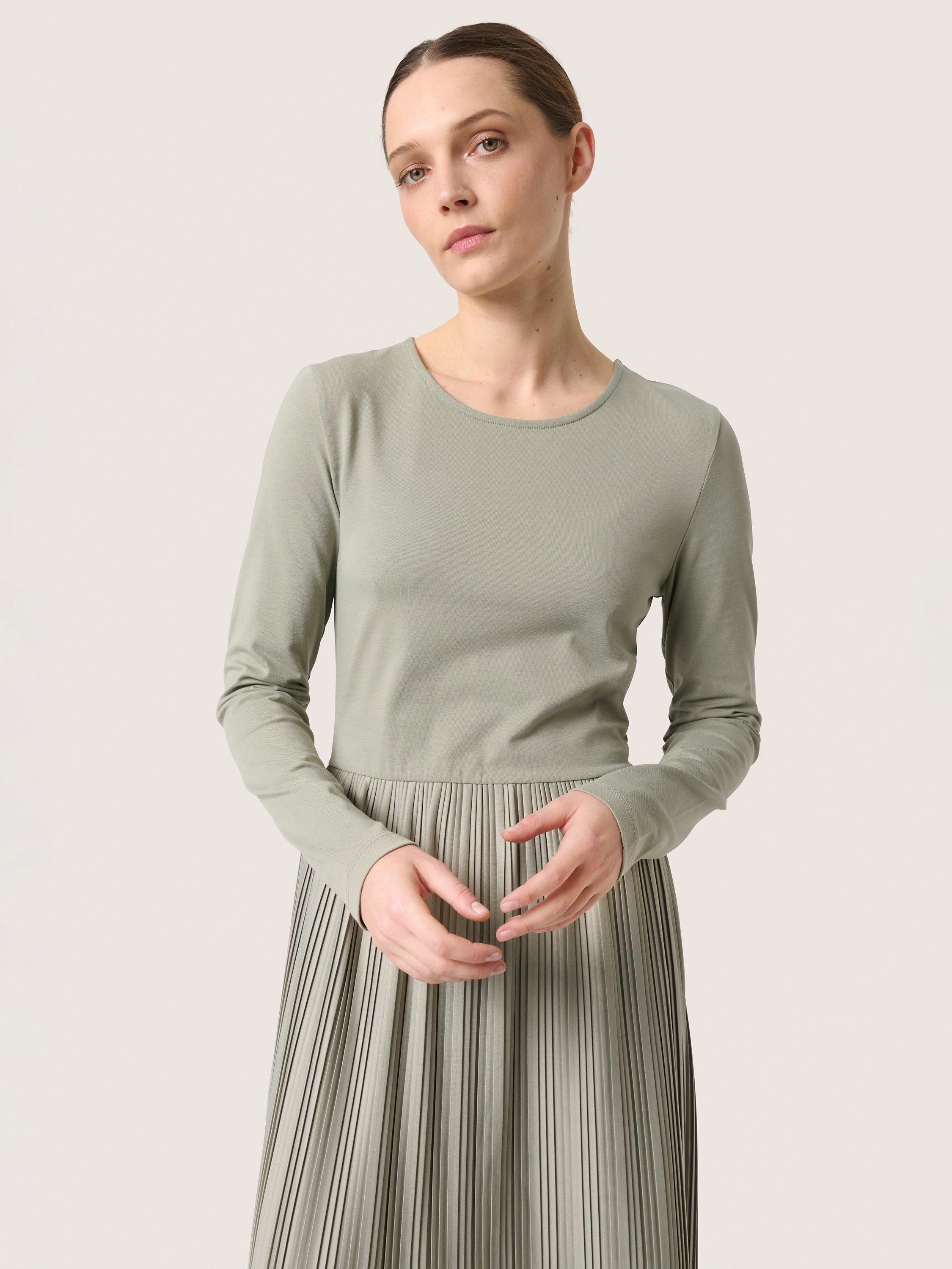 Product image 3 of 4, which shows Soaked In Luxury Simone Plisse Maxi Dress, Shadow, XS