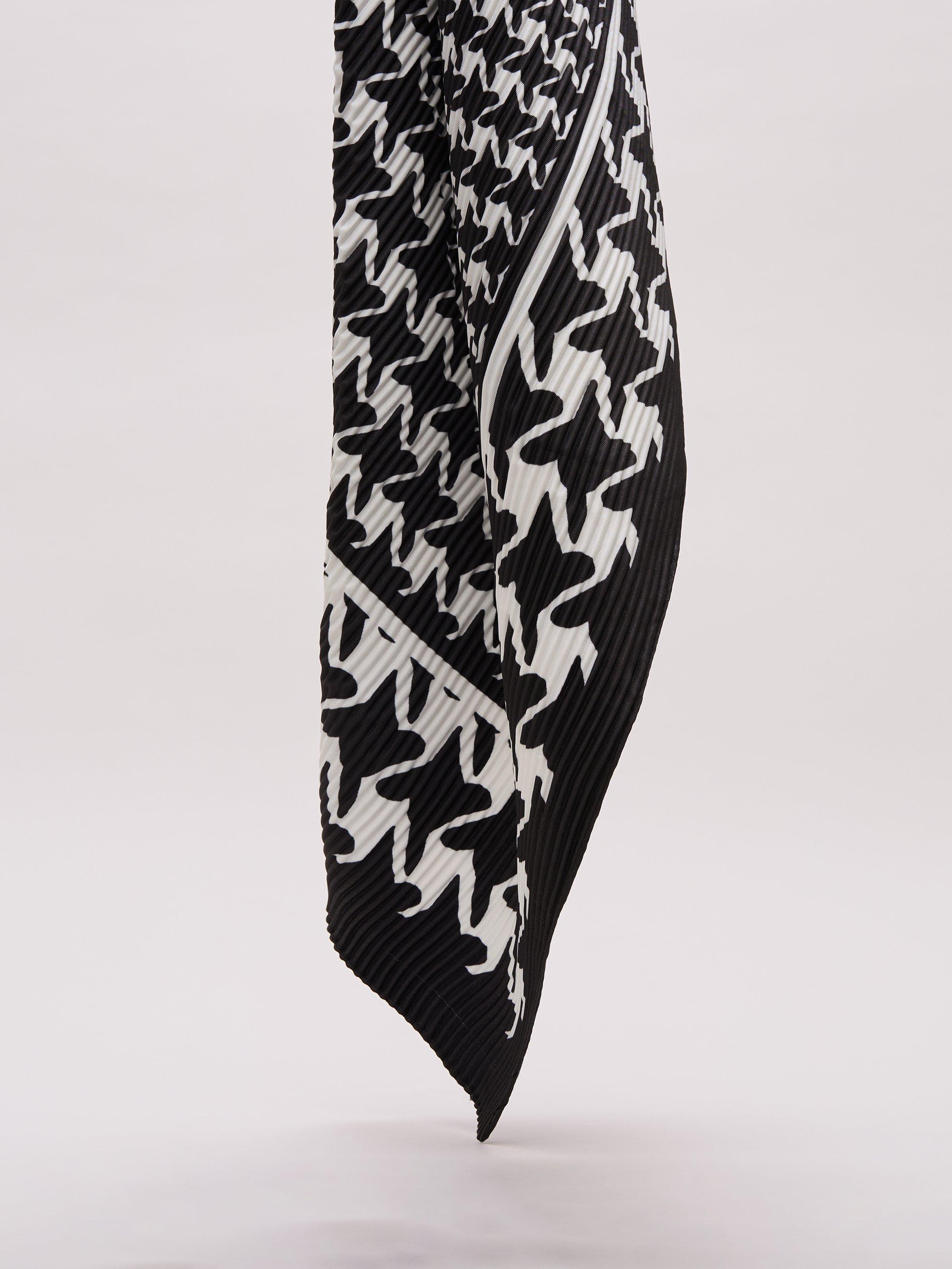 Product image 2 of 4, which shows Phase Eight Houndstooth Plisse Scarf, Black/White