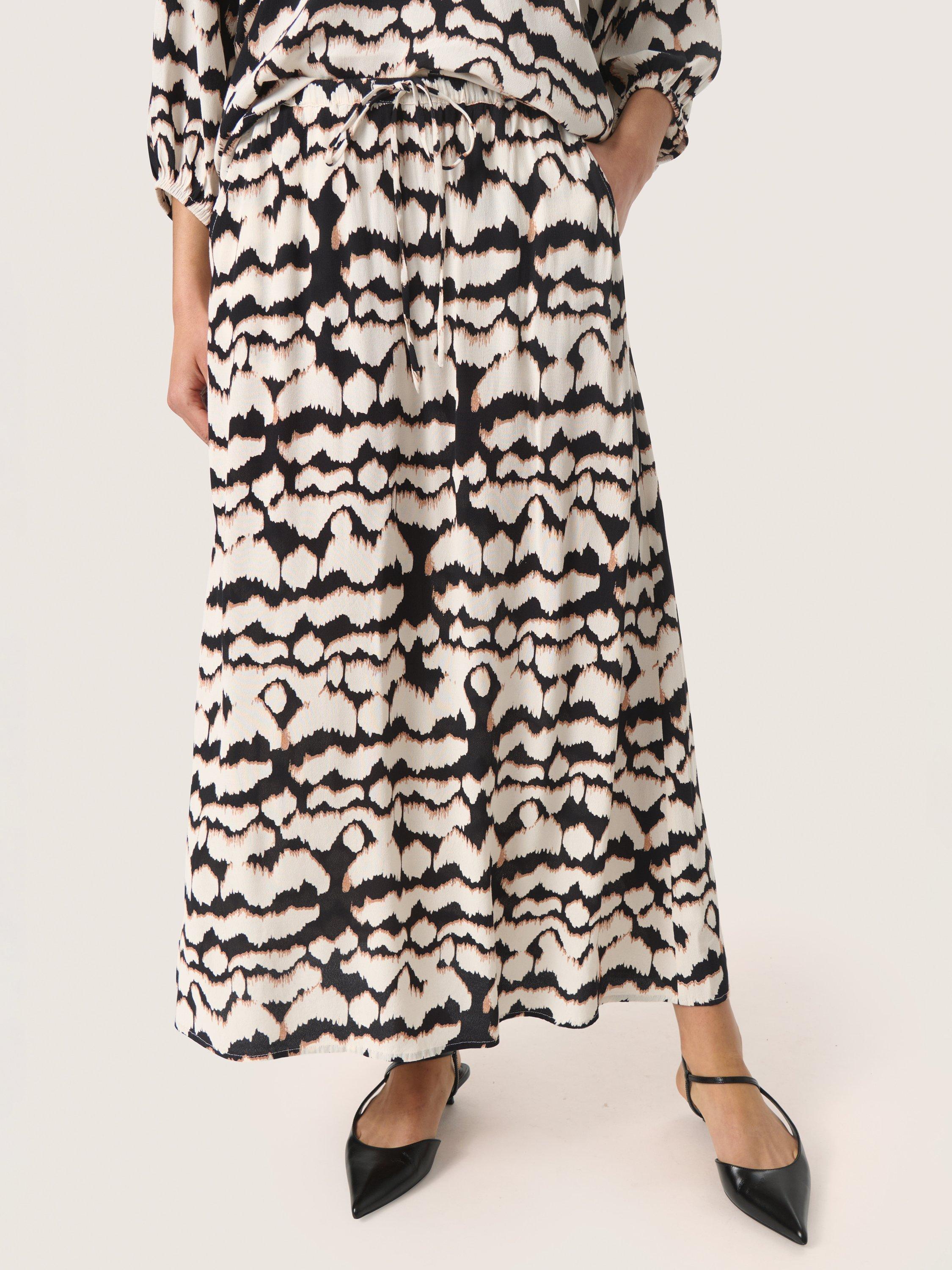 Product image 1 of 6, which shows Soaked In Luxury Alize Abstract Skirt, Multi, XS