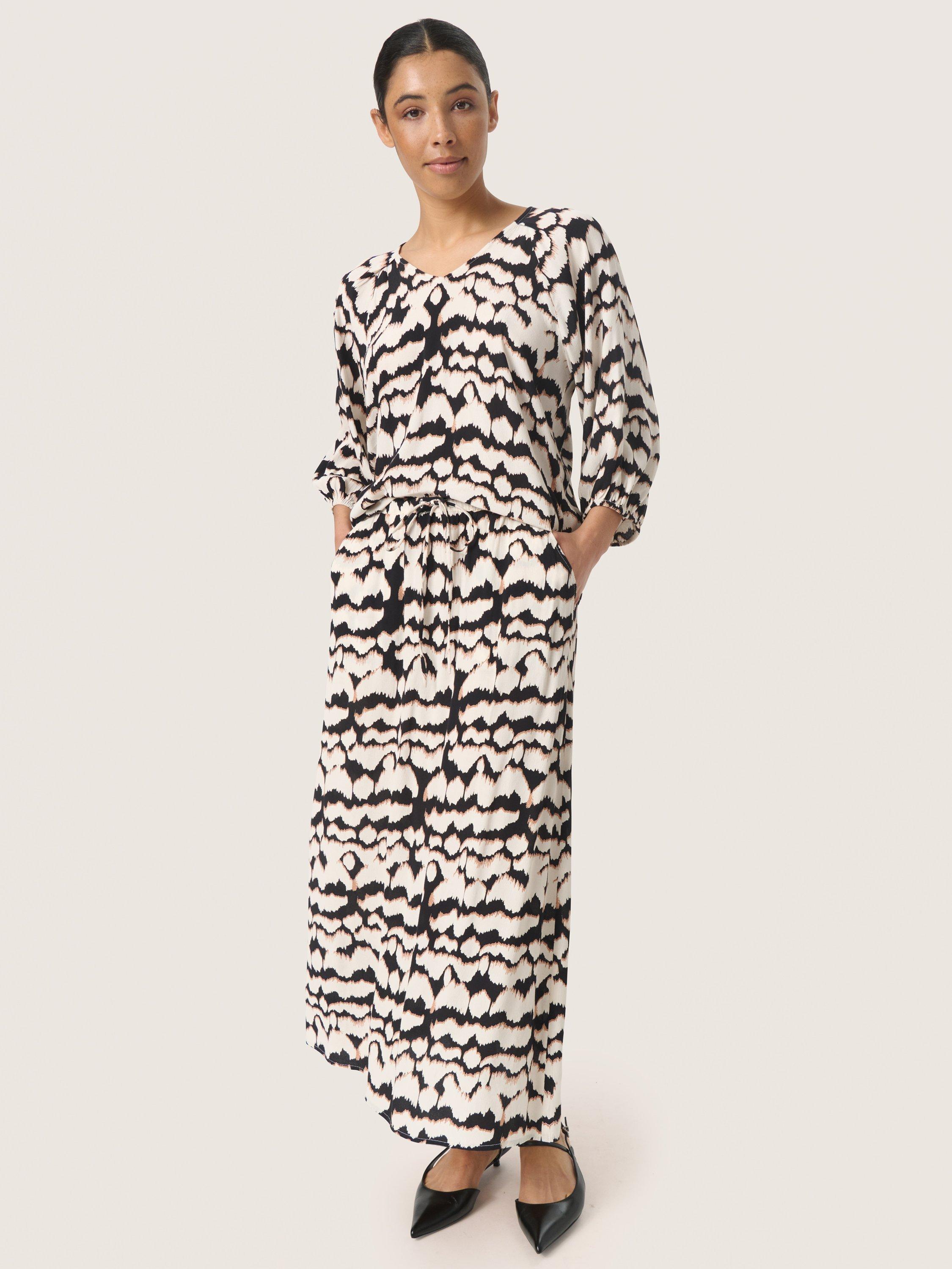 Product image 3 of 6, which shows Soaked In Luxury Alize Abstract Skirt, Multi, XS