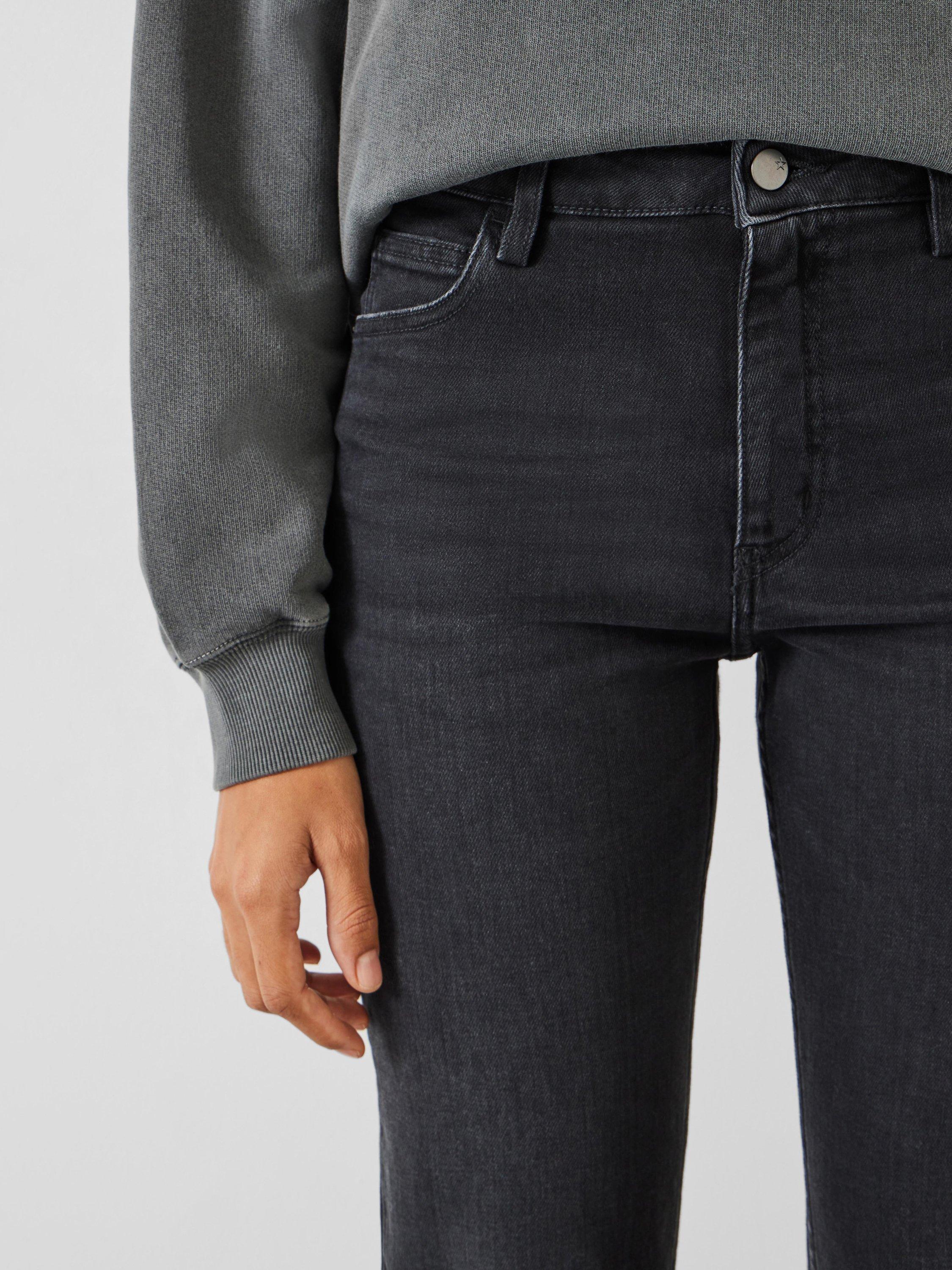 Product image 2 of 4, which shows HUSH Agnes Straight Jeans, Washed Black, 4R