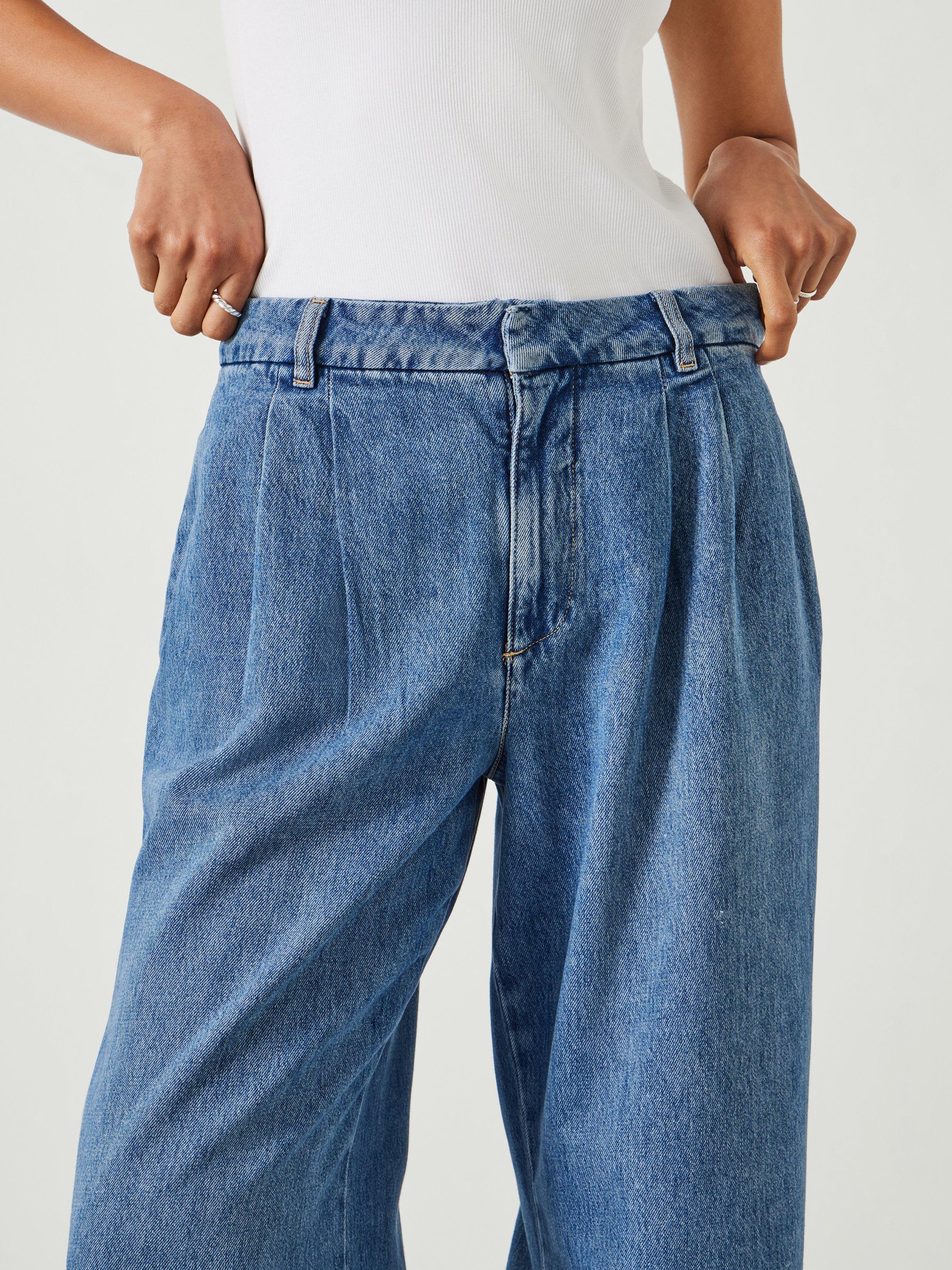 Product image 6 of 7, which shows HUSH Lya Pleat Front Wide Leg Jeans, Mid Blue, 4R