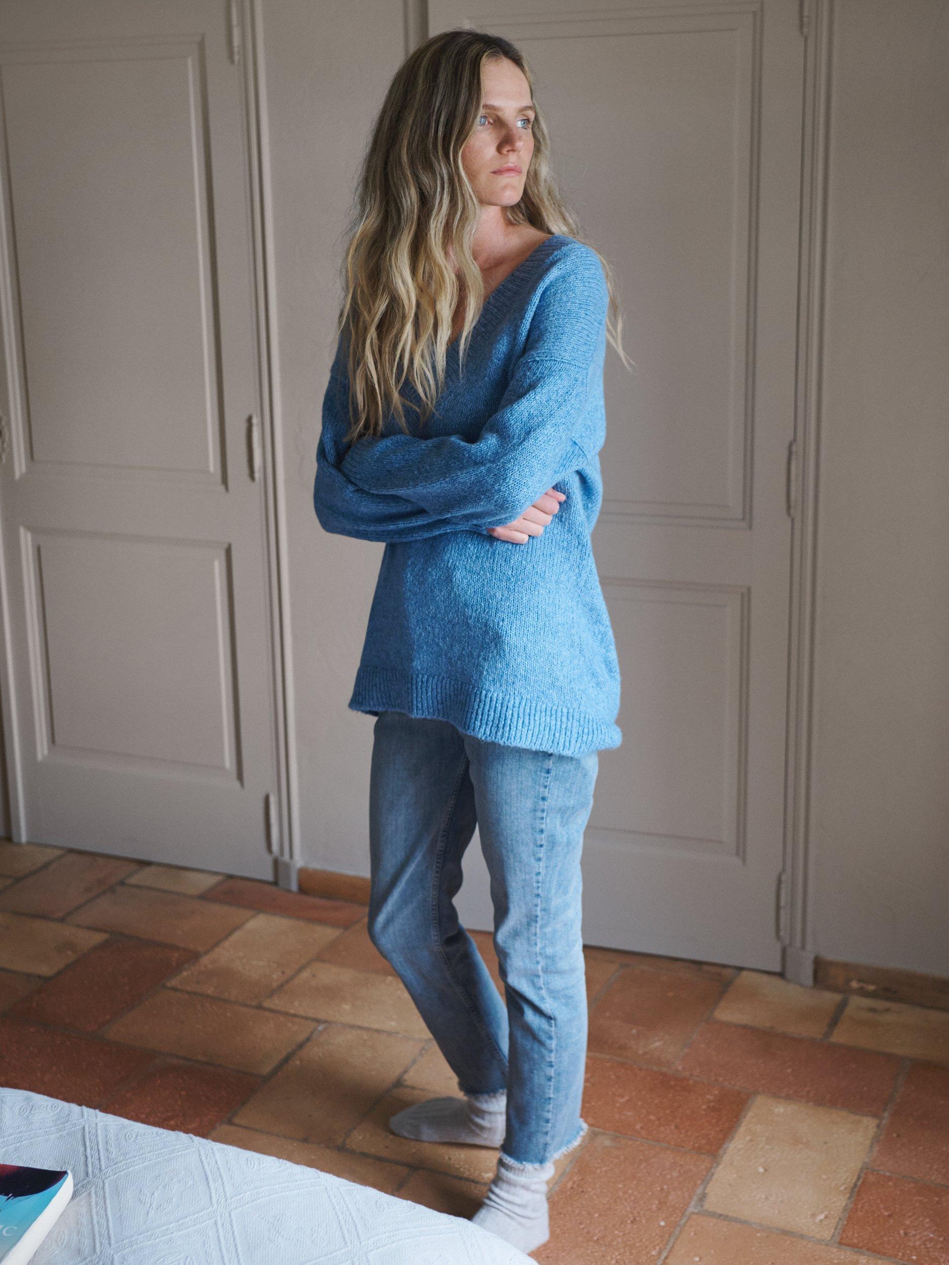 Product image 4 of 7, which shows NRBY Macy Wool Blend Jumper, Heathered Blue, One Size