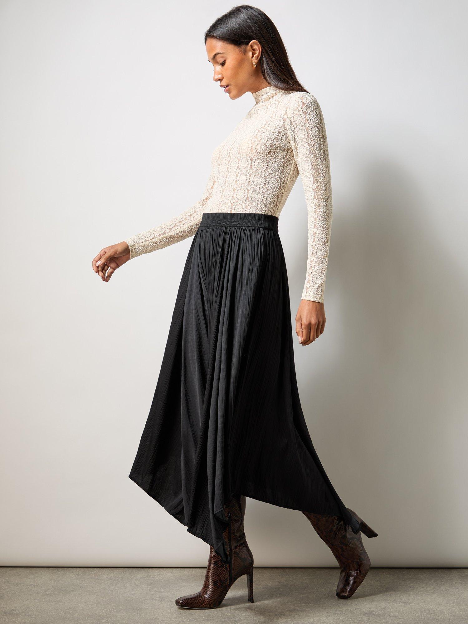 Ro&Zo Petite Plisse Skirt, Black
