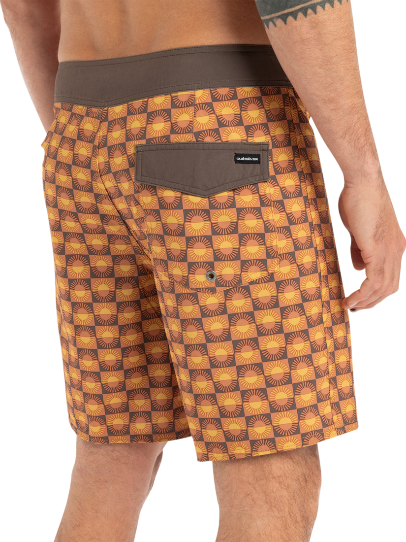 Product image 2 of 6, which shows Quiksilver Surfsilk 18" Board Shorts, Florever Bran, S