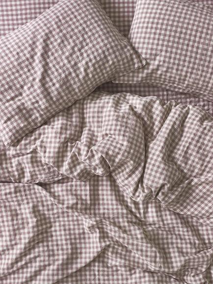 Piglet in Bed Gingham Linen Blend Bedding, Elderberry