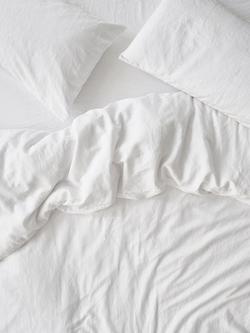 Piglet in Bed Plain Linen Bedding, White