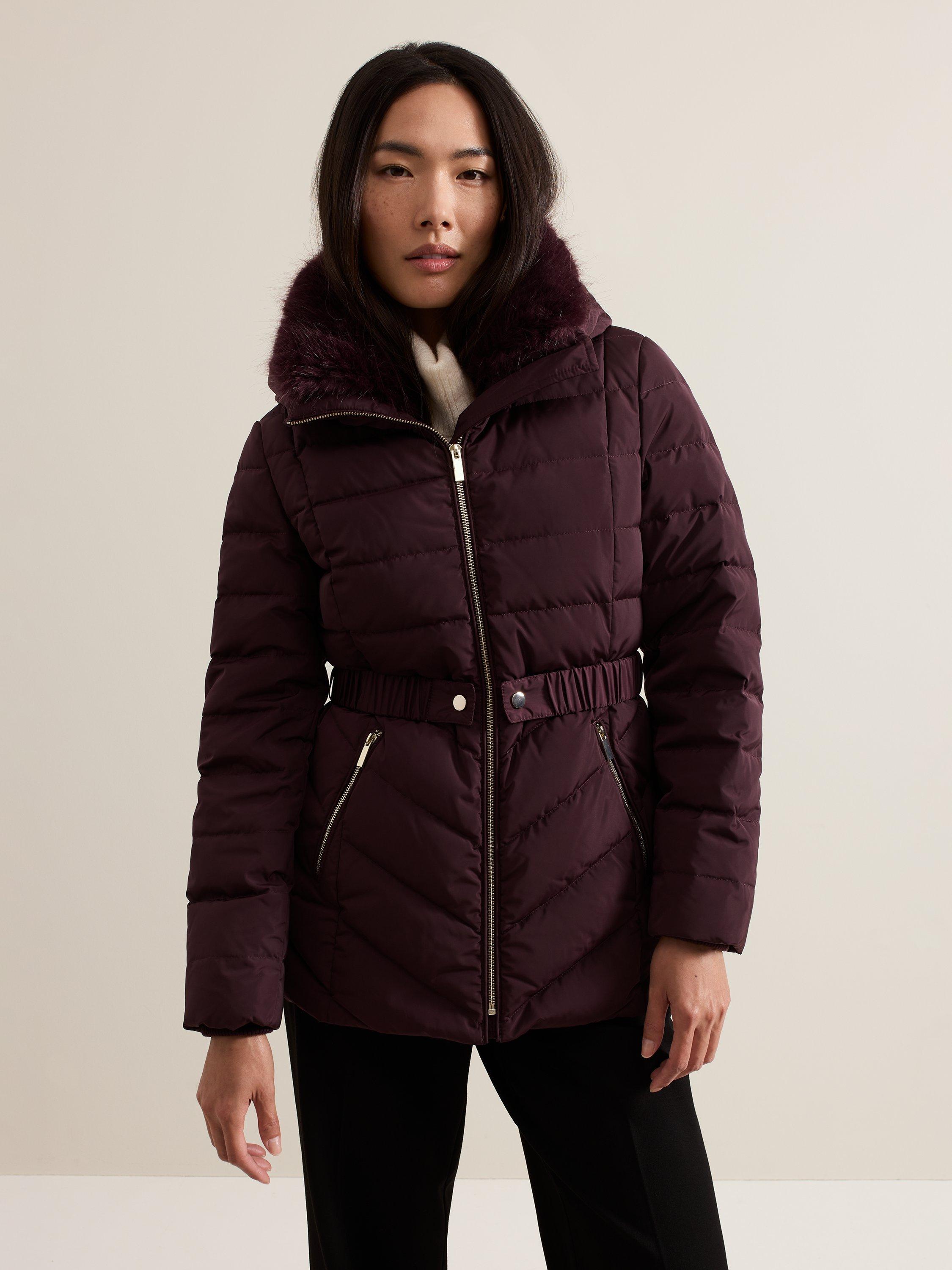 Short puffer coat with fur hood online