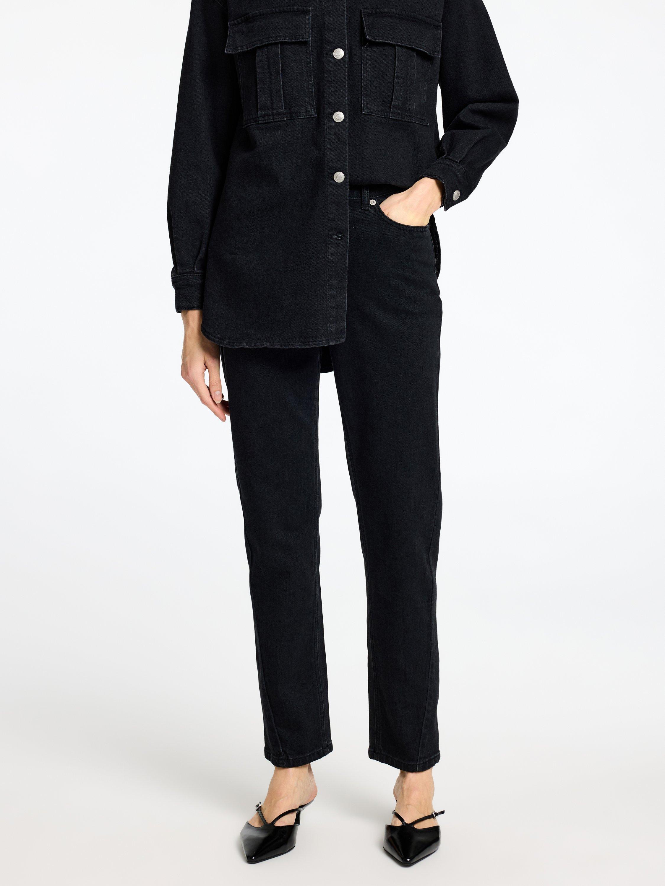 Product image 1 of 6, which shows Selected Iyana Straight Fit Jeans, Black, 26