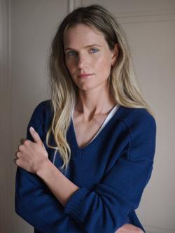 NRBY Sydney Cashmere V-Neck Jumper - view 2, Navy