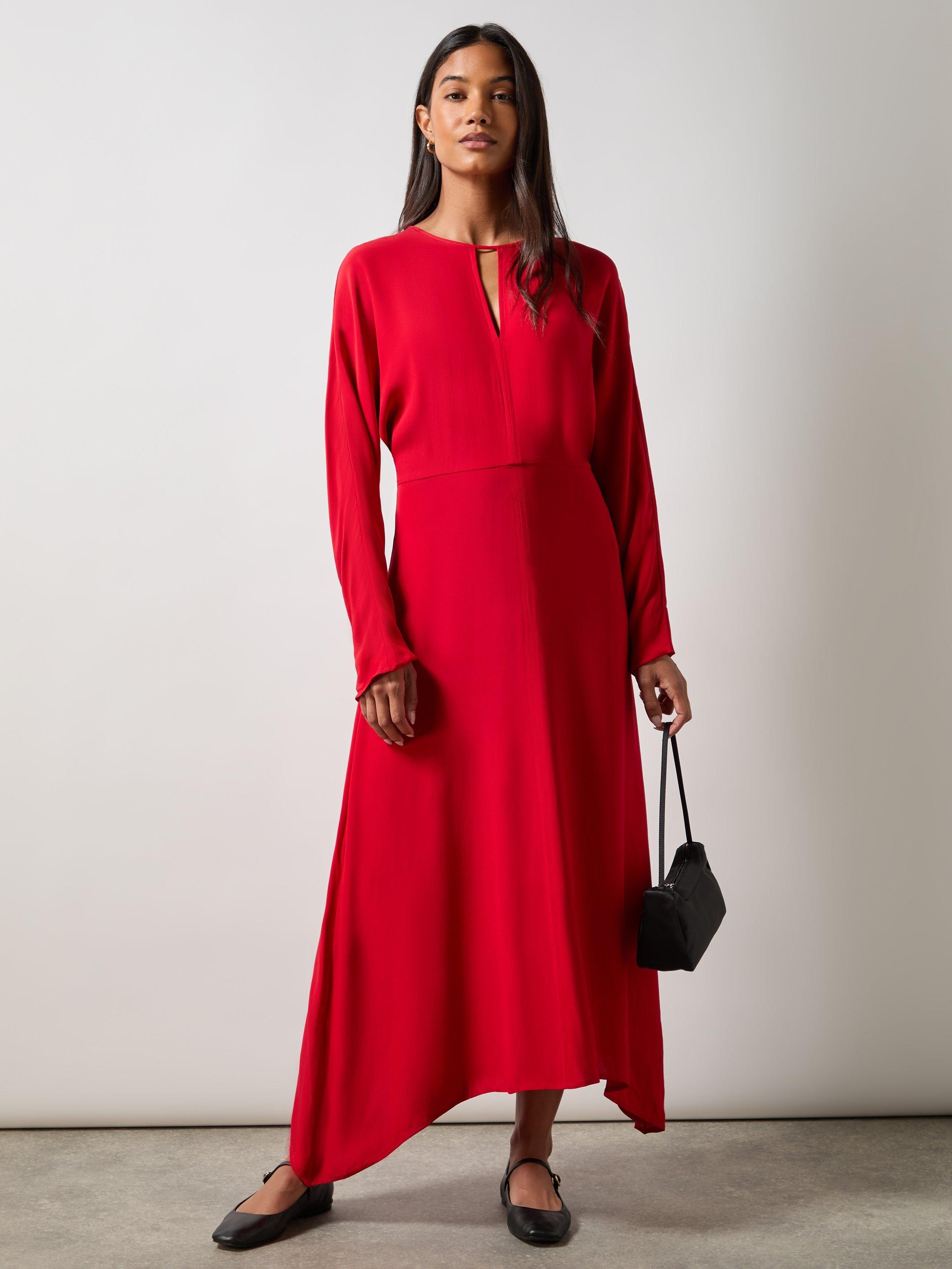 Product image 1 of 5, which shows Ro&Zo Crepe Keyhole Midi Dress, Red, 6