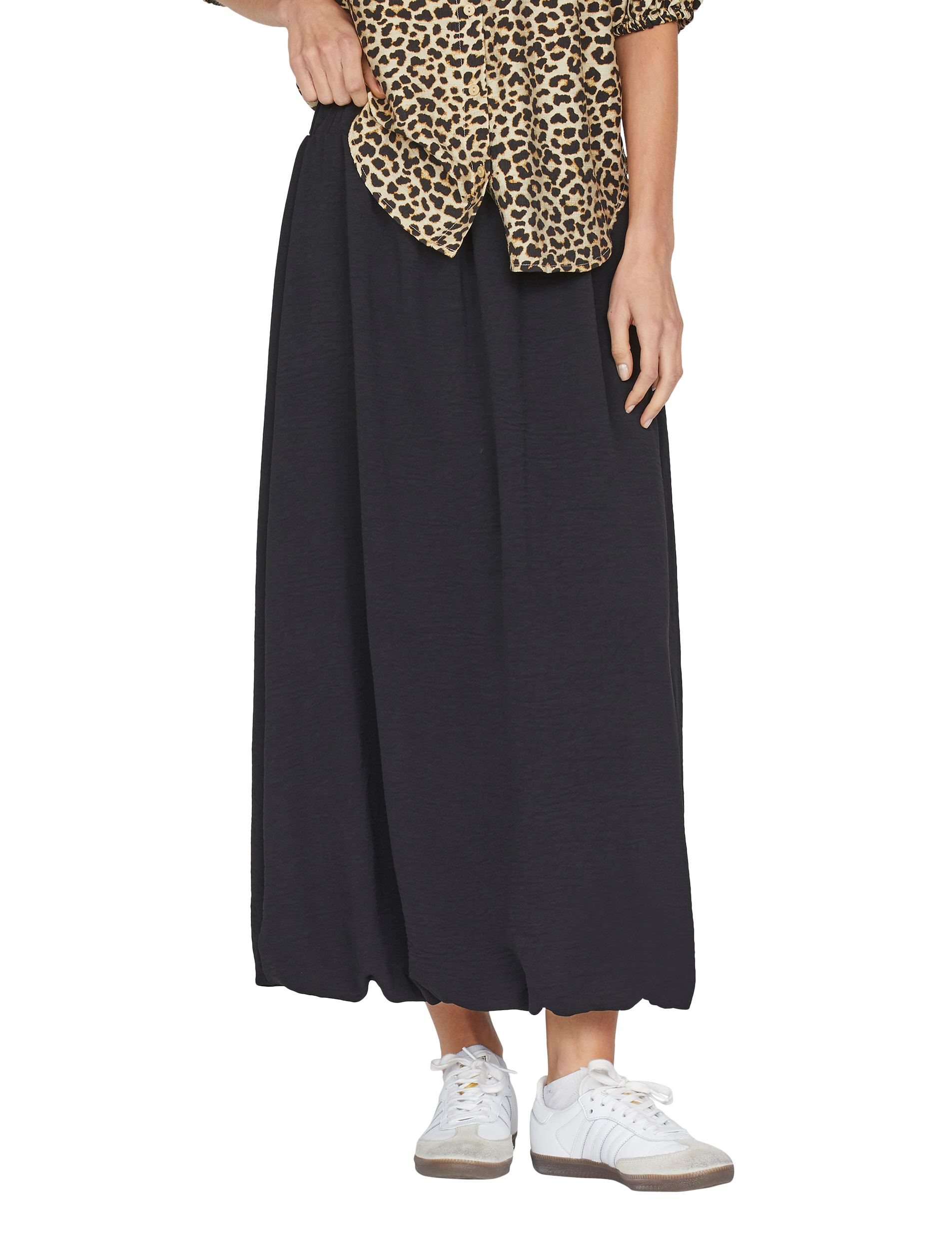 Product image 1 of 5, which shows Sisters Point Giny Maxi Skirt, Black, XS
