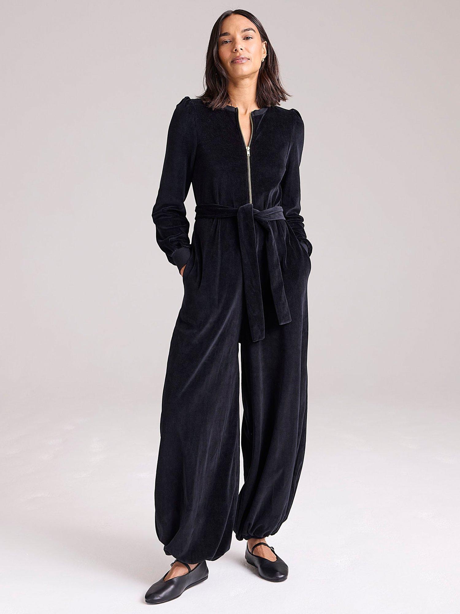 Cape Cove Yogi Velour Jumpsuit Black