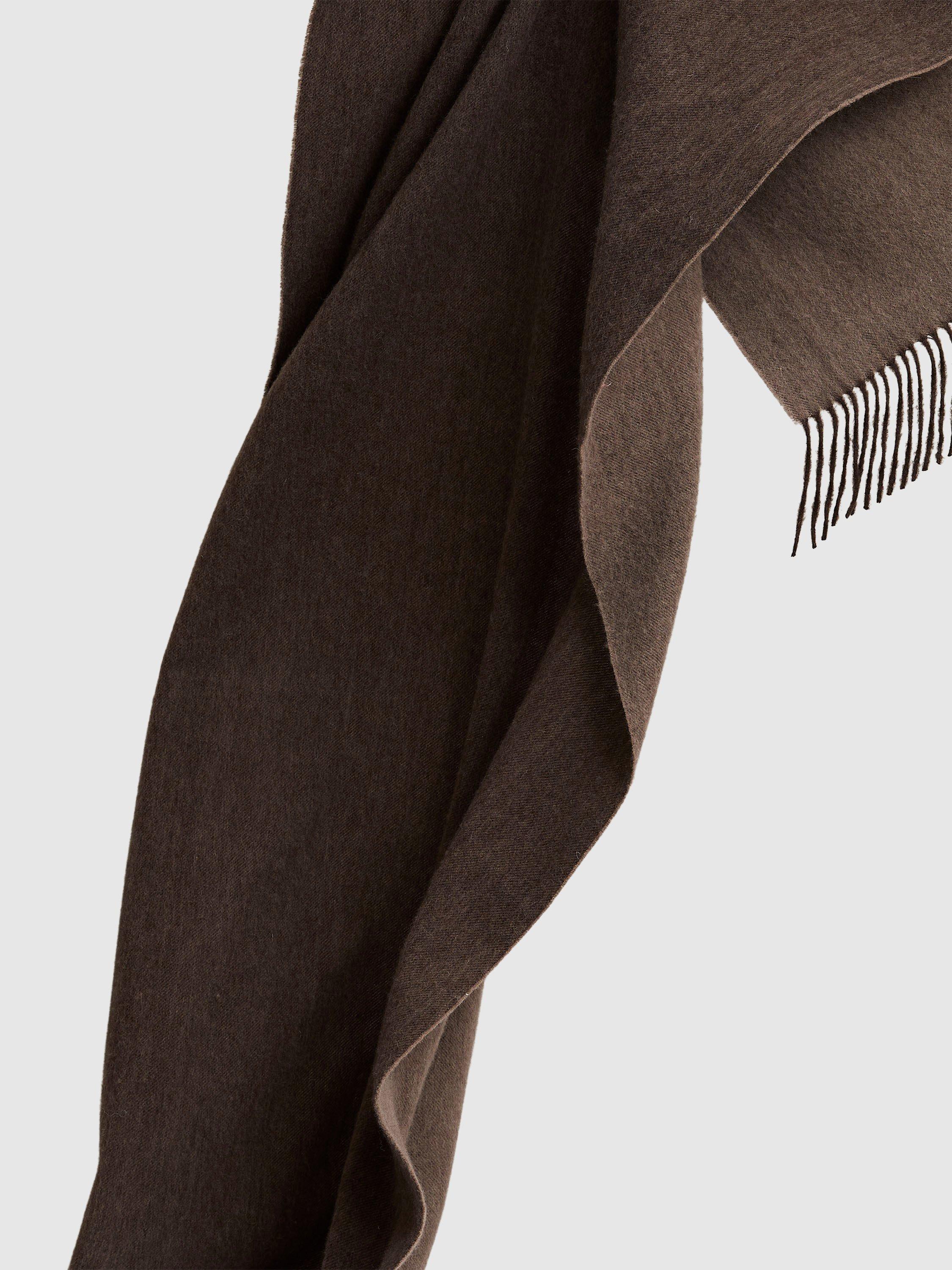 Product image 2 of 4, which shows Reiss Picton Wool Cashmere Blend Scarf, Chocolate, One Size