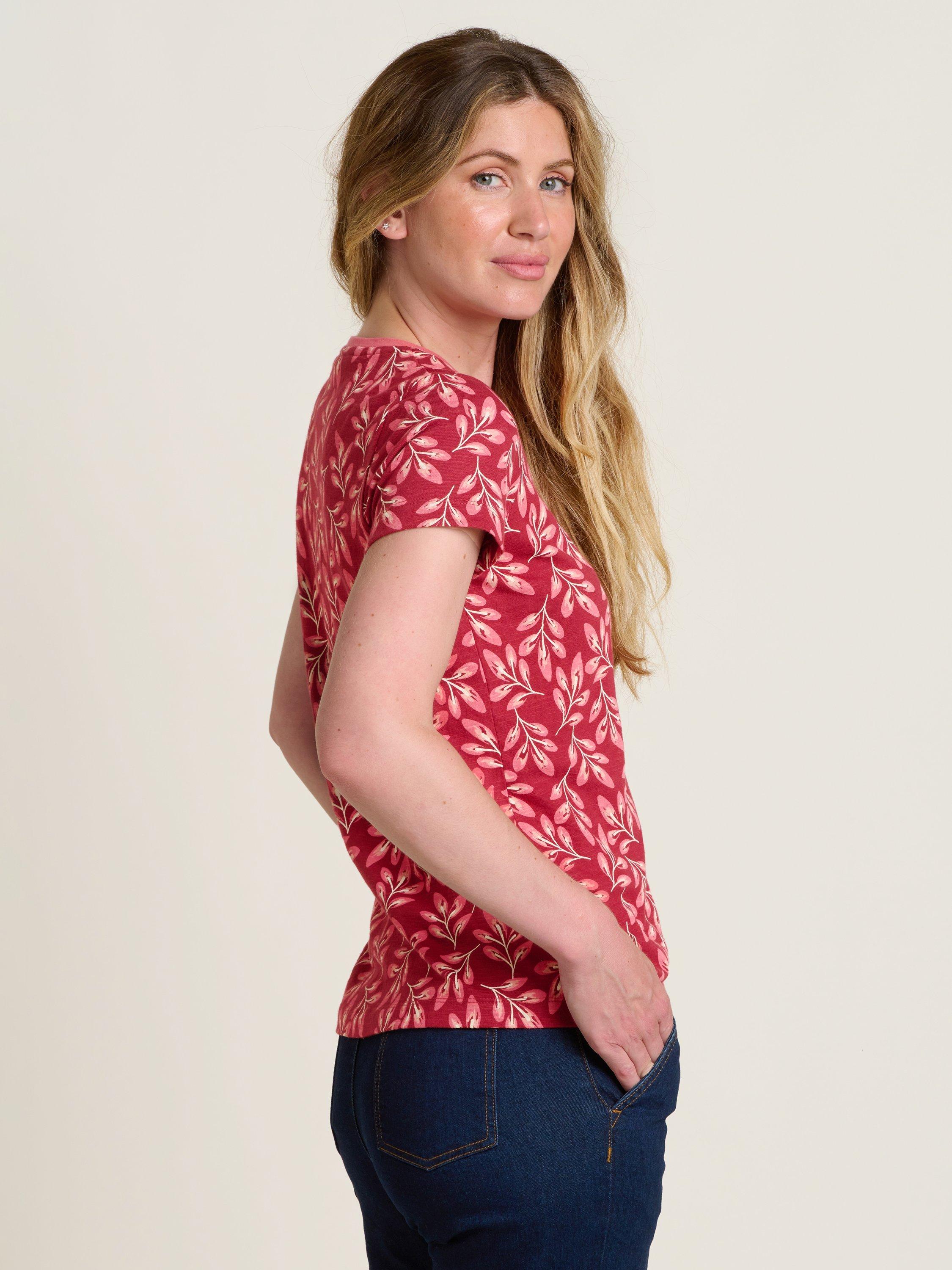 Product image 2 of 4, which shows Brakeburn Autumn Breeze Tee, Red, 8