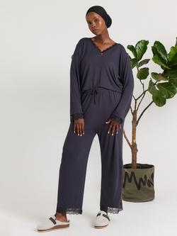Pretty You London Bamboo Lace V-Neck Pyjama Set, Raven