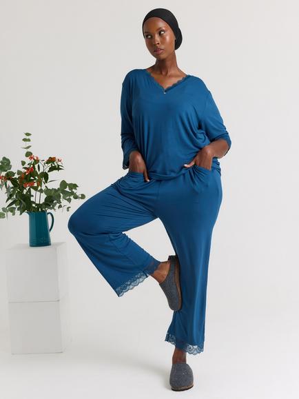 Pretty You London Bamboo Lace V-Neck Pyjama Set, Teal
