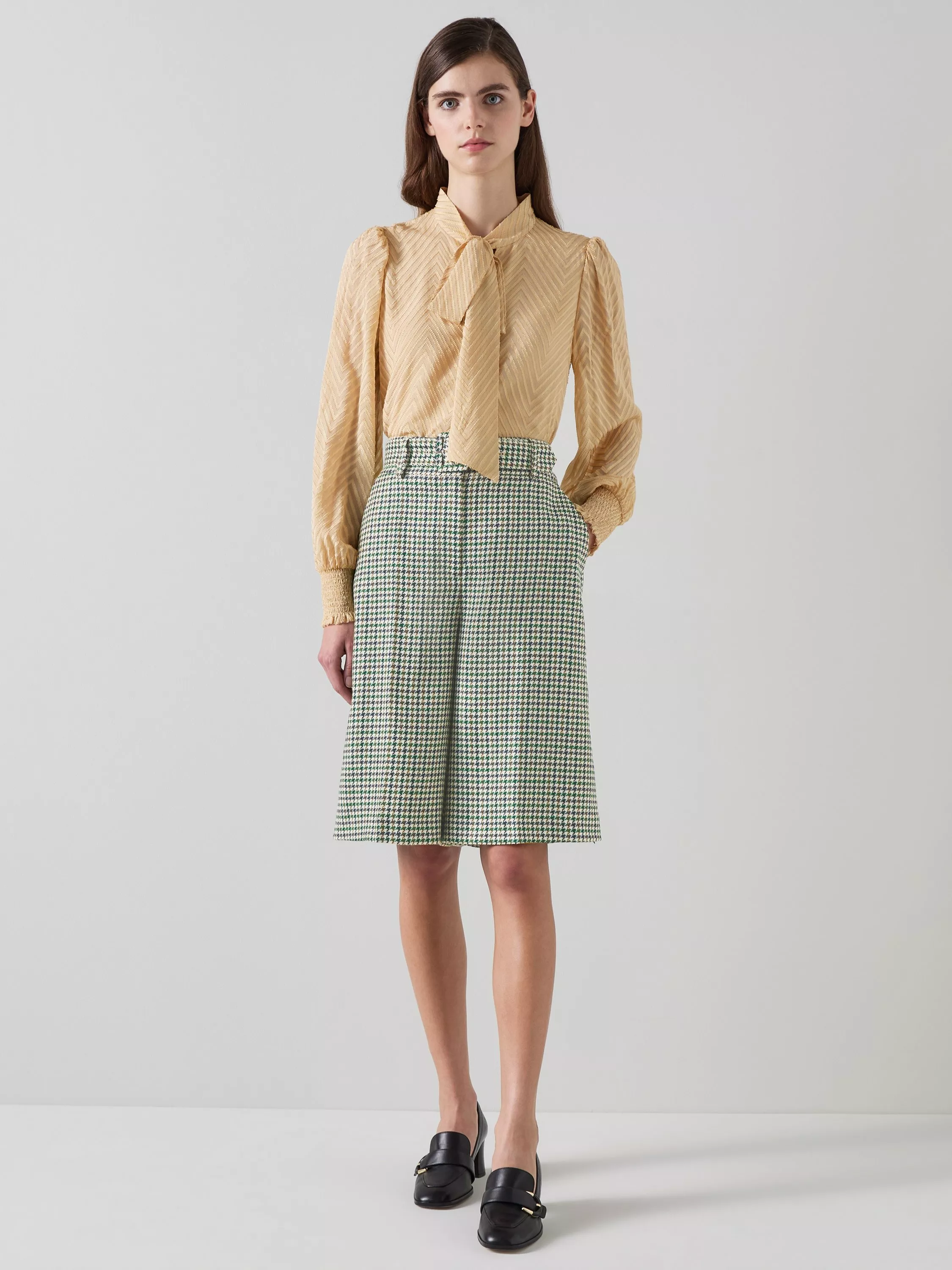 L.K.Bennett Daphne Houndstooth Wool Shorts