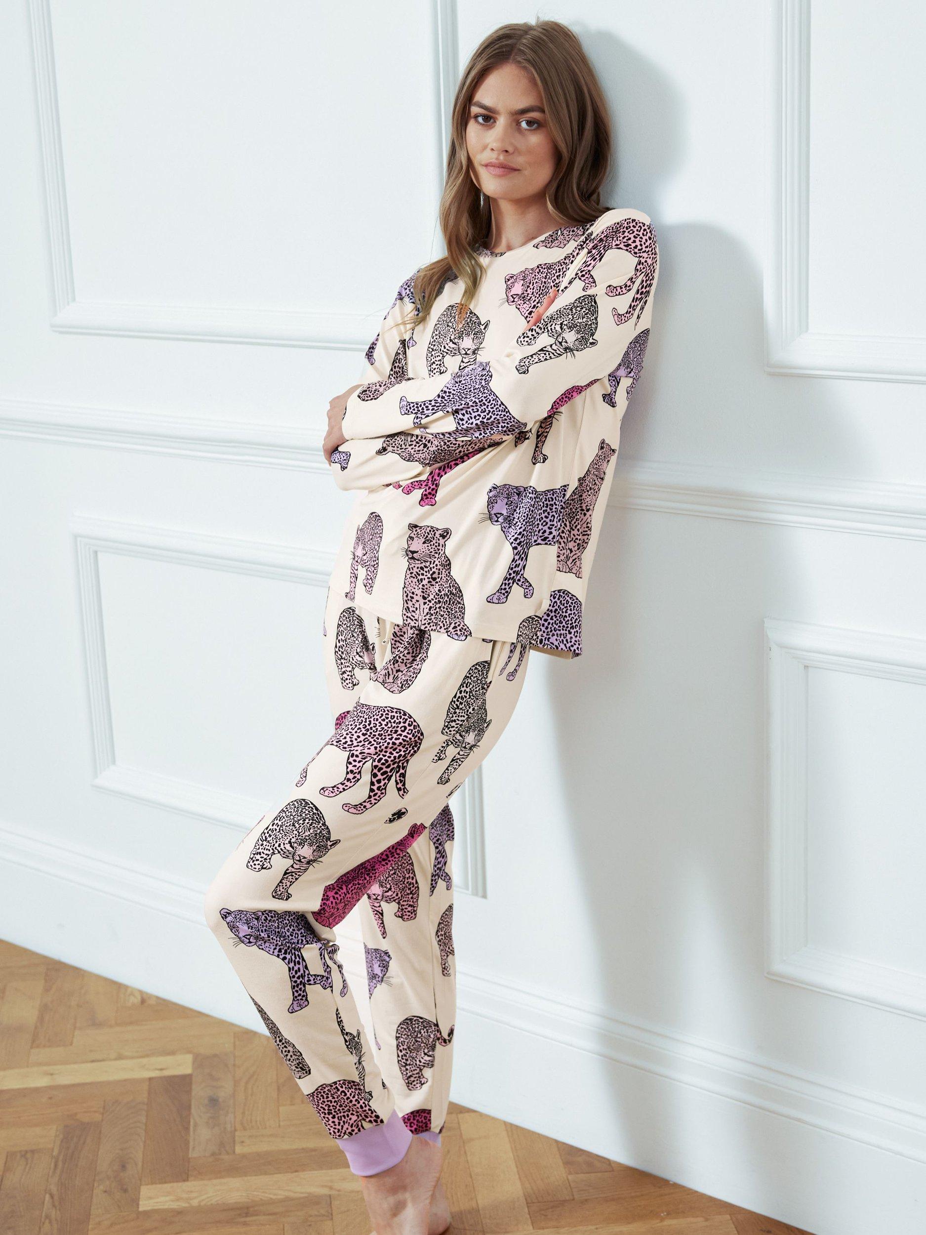 Chelsea Peers Cheetah Pyjama Set, White/Mullti