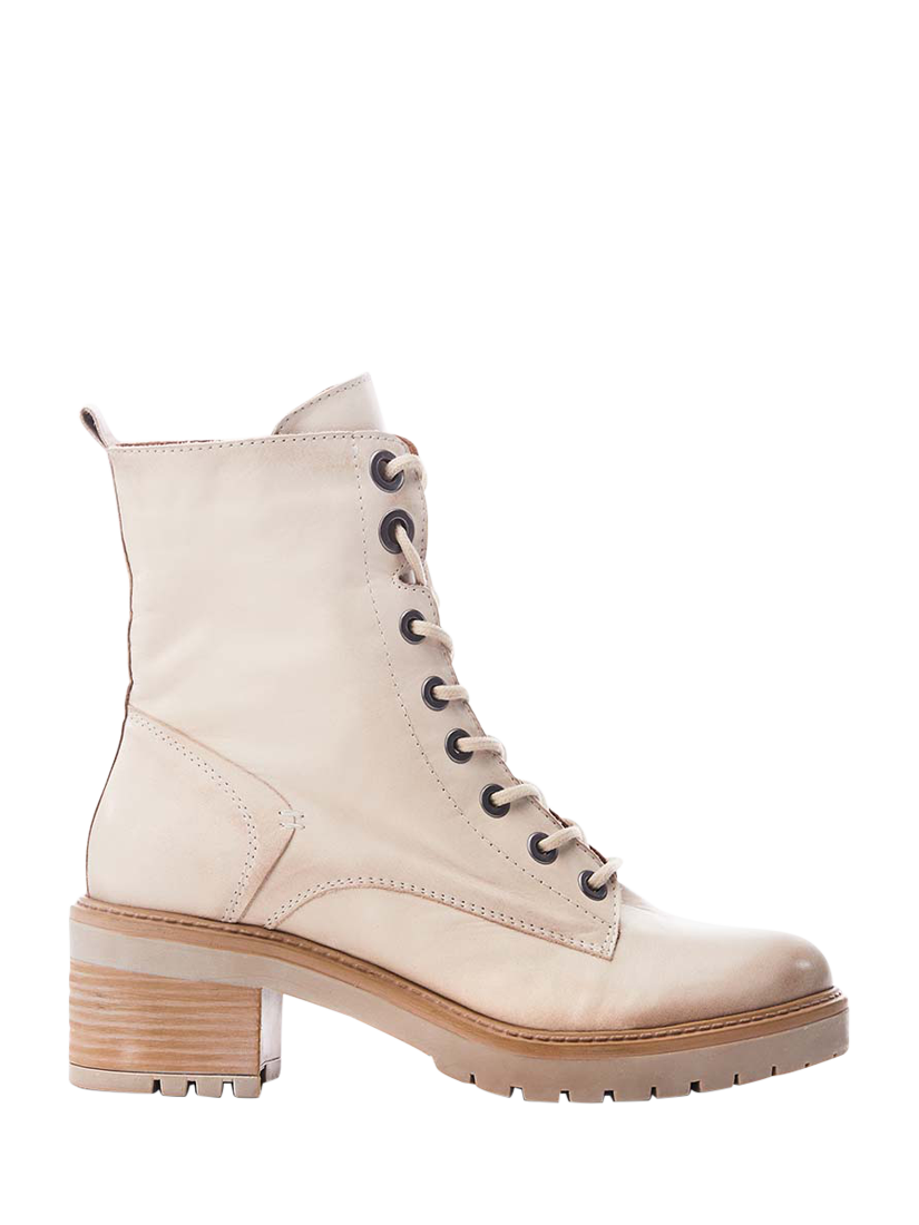 Seychelles lace up boots online