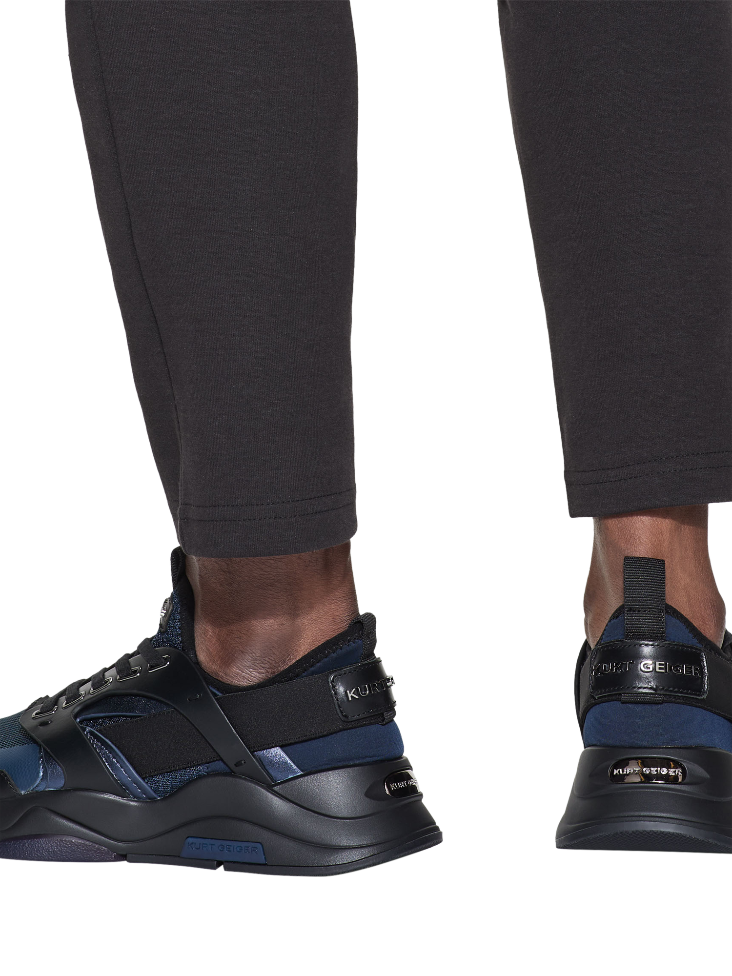 Product image 2 of 5, which shows Kurt Geiger London Richmond Leather Runner Trainers, Blue Navy, 6