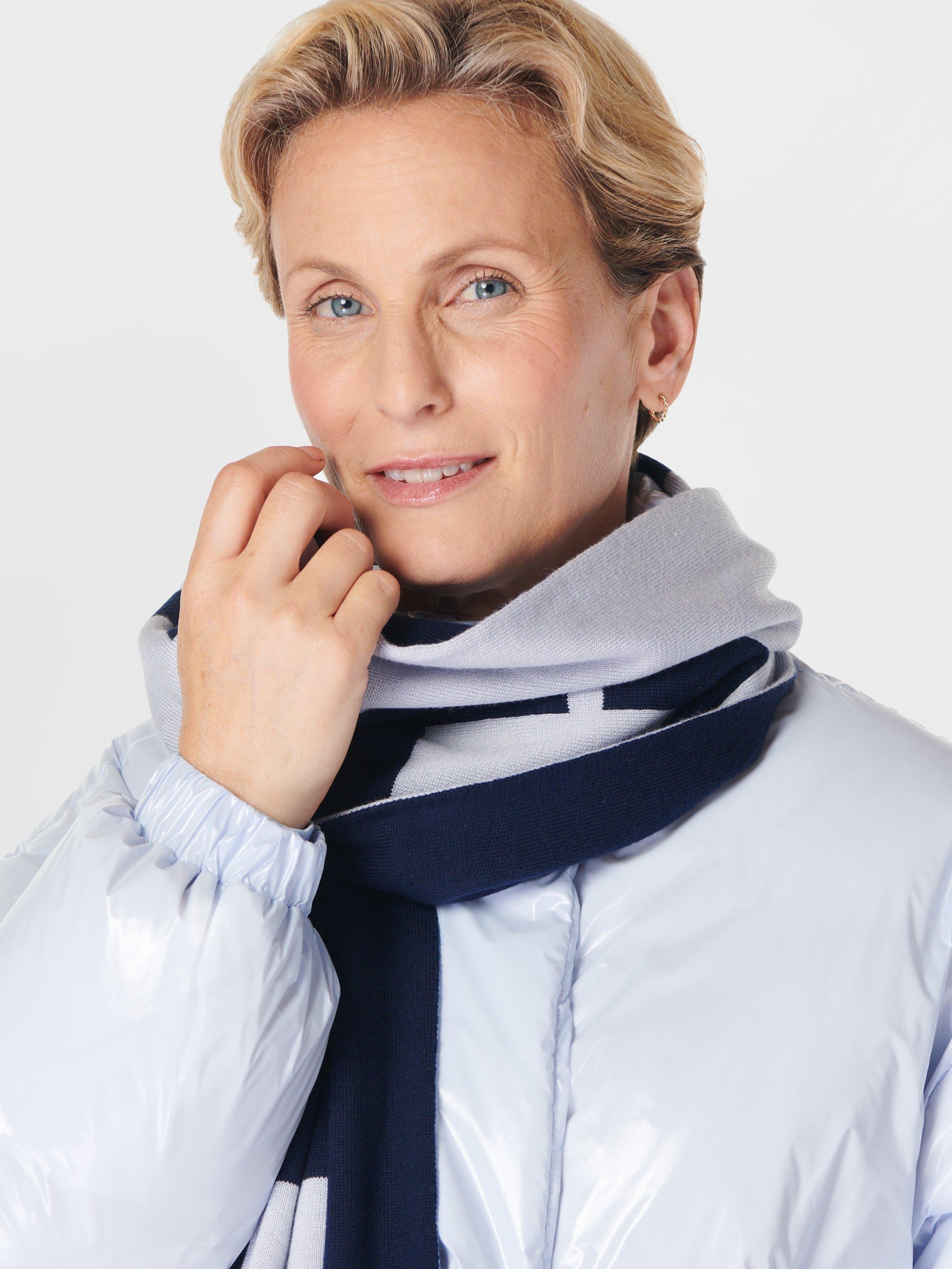 Product image 3 of 4, which shows Sweaty Betty Jacquard Scarf, Navy Blue