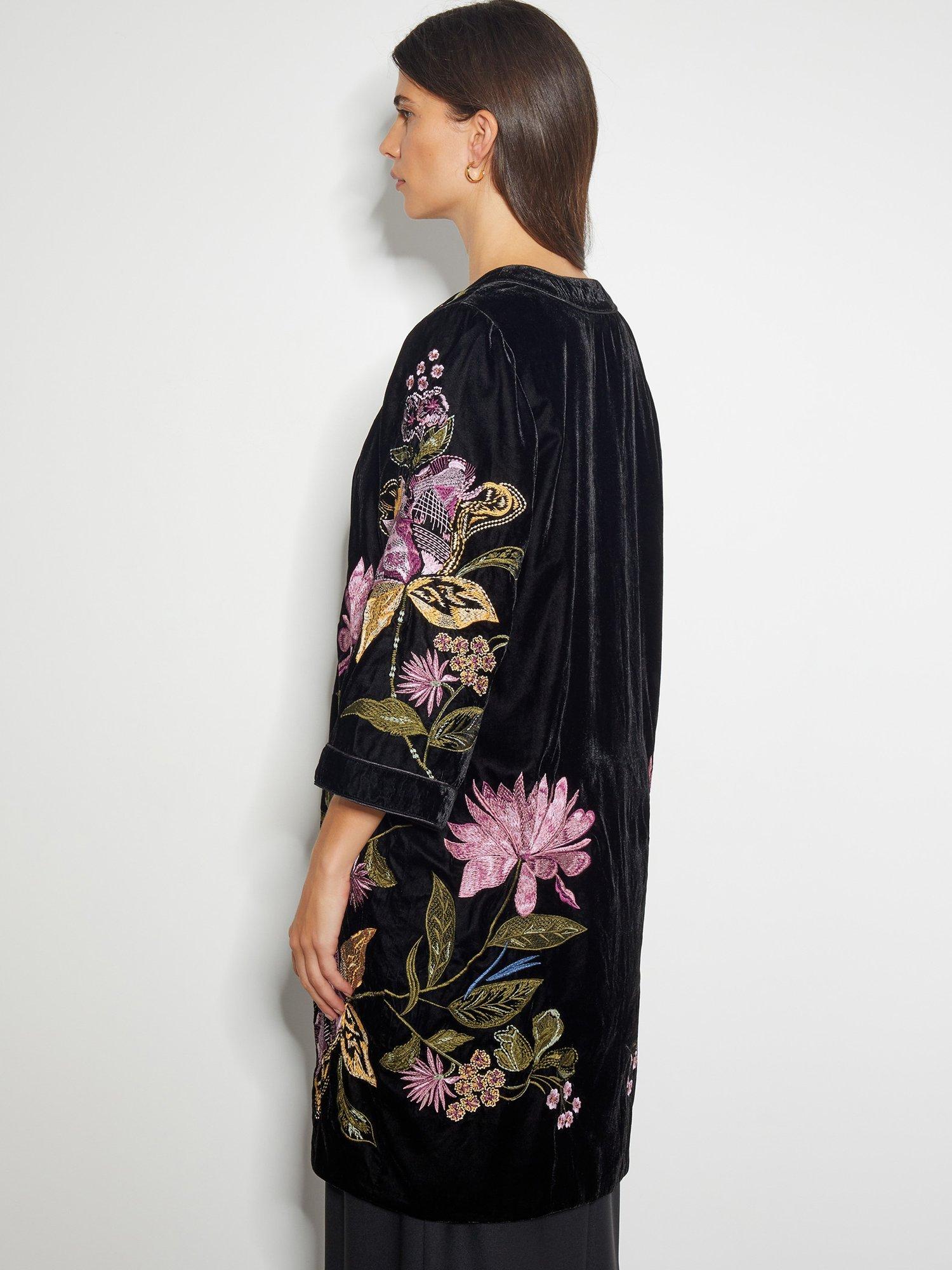 Black sale velvet kimono